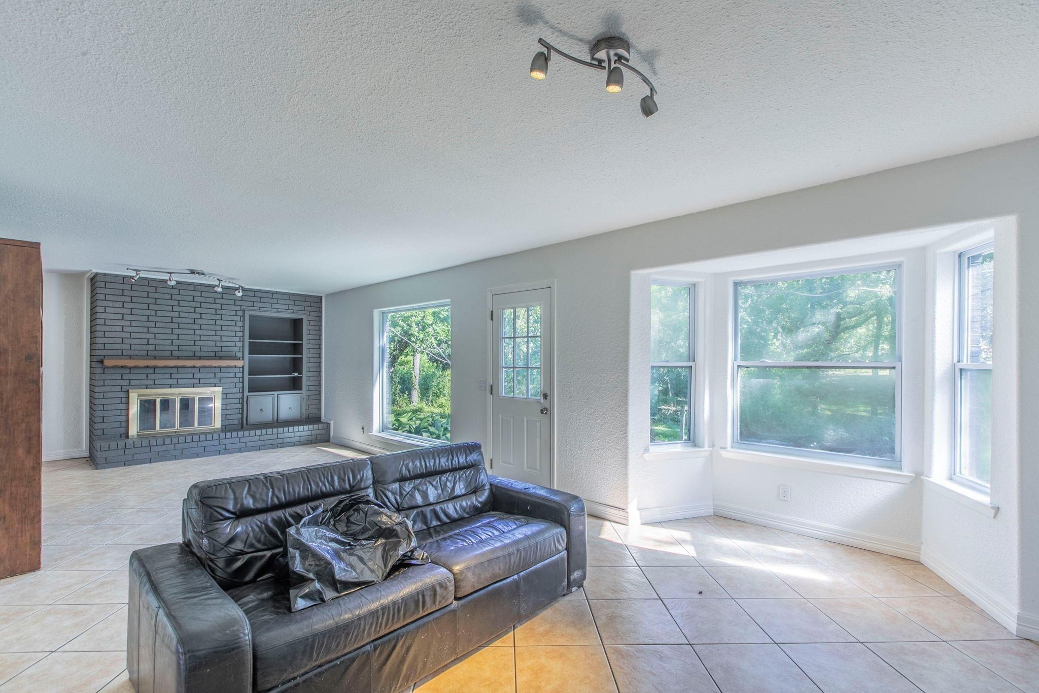Great Oaks Dr, Round Rock, TX 78681
