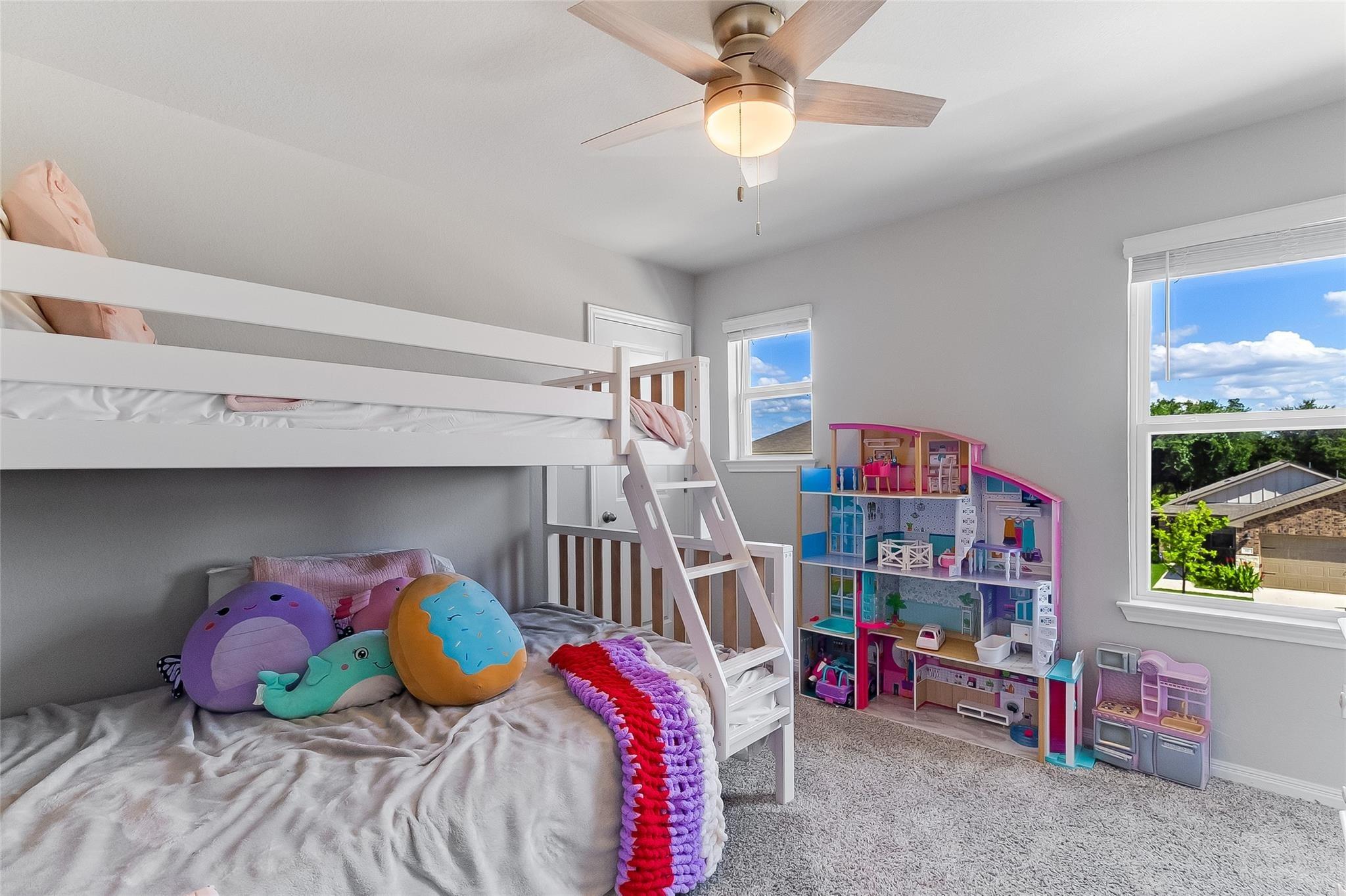 Longmount Cv, Liberty Hill, TX 78642