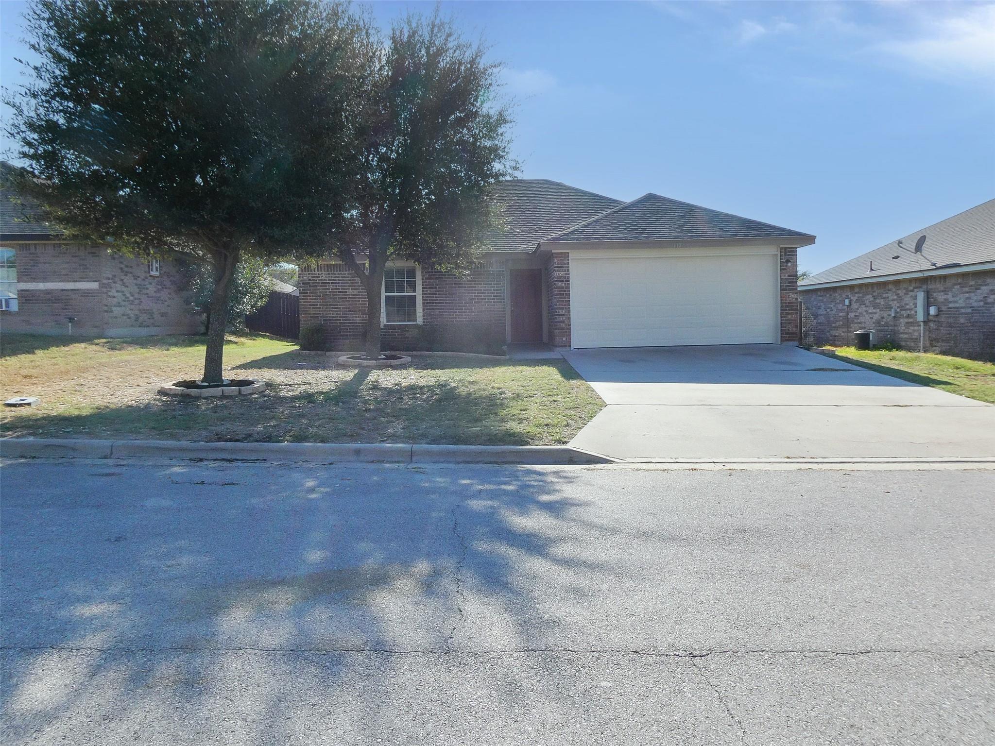 Soapstone Dr, Jarrell, TX 76537