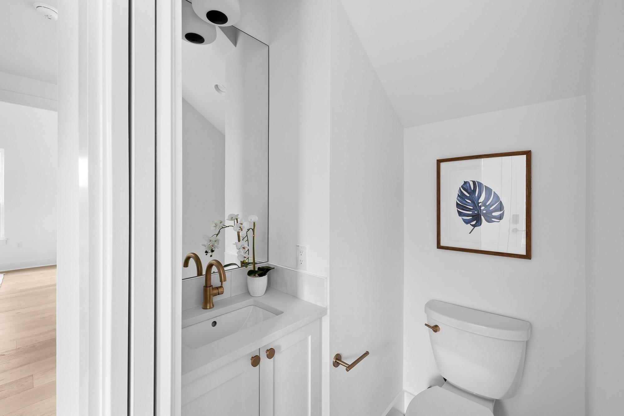 Sl Davis Ave, Austin, TX 78702