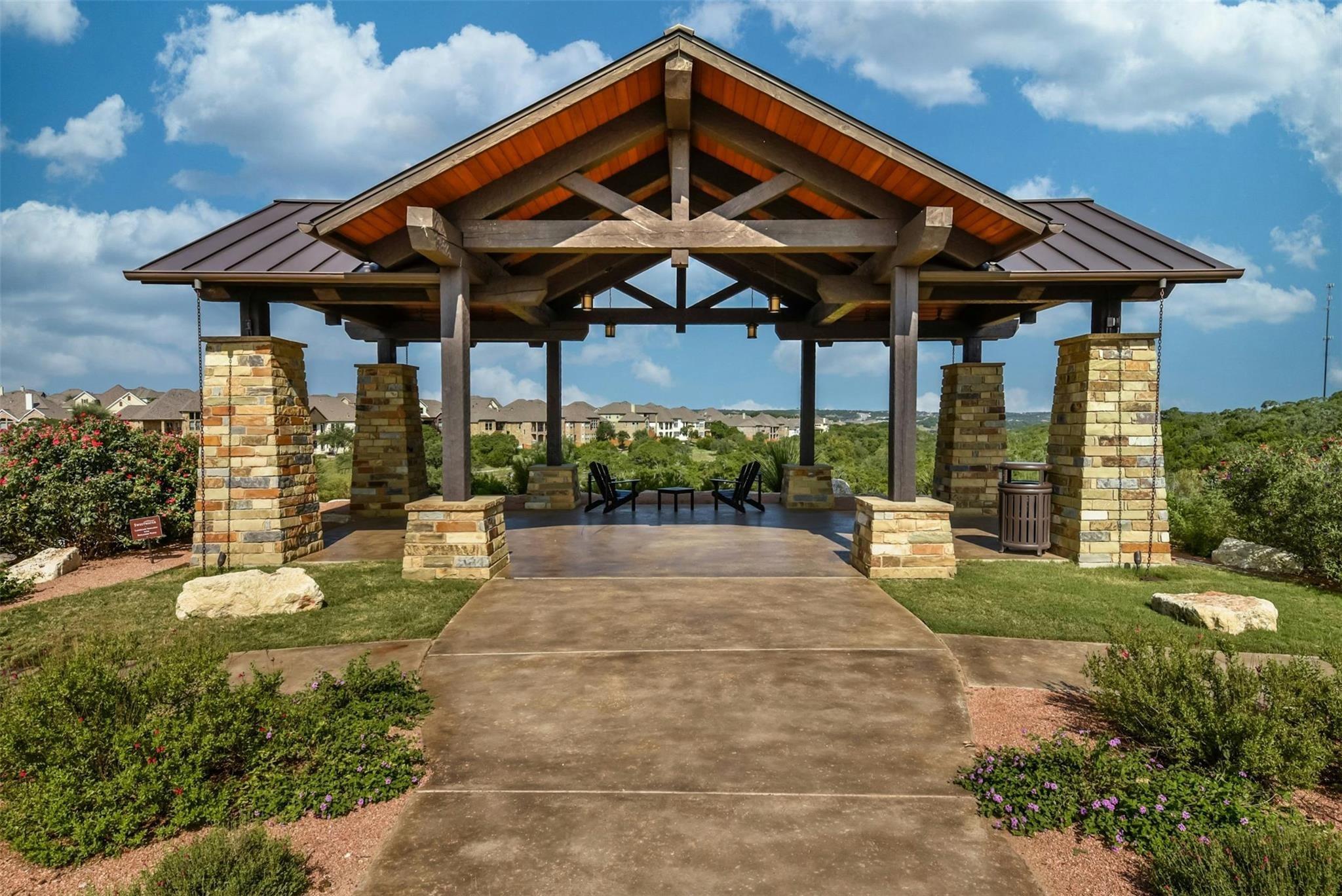 Freeman Cir, Austin, TX 78738