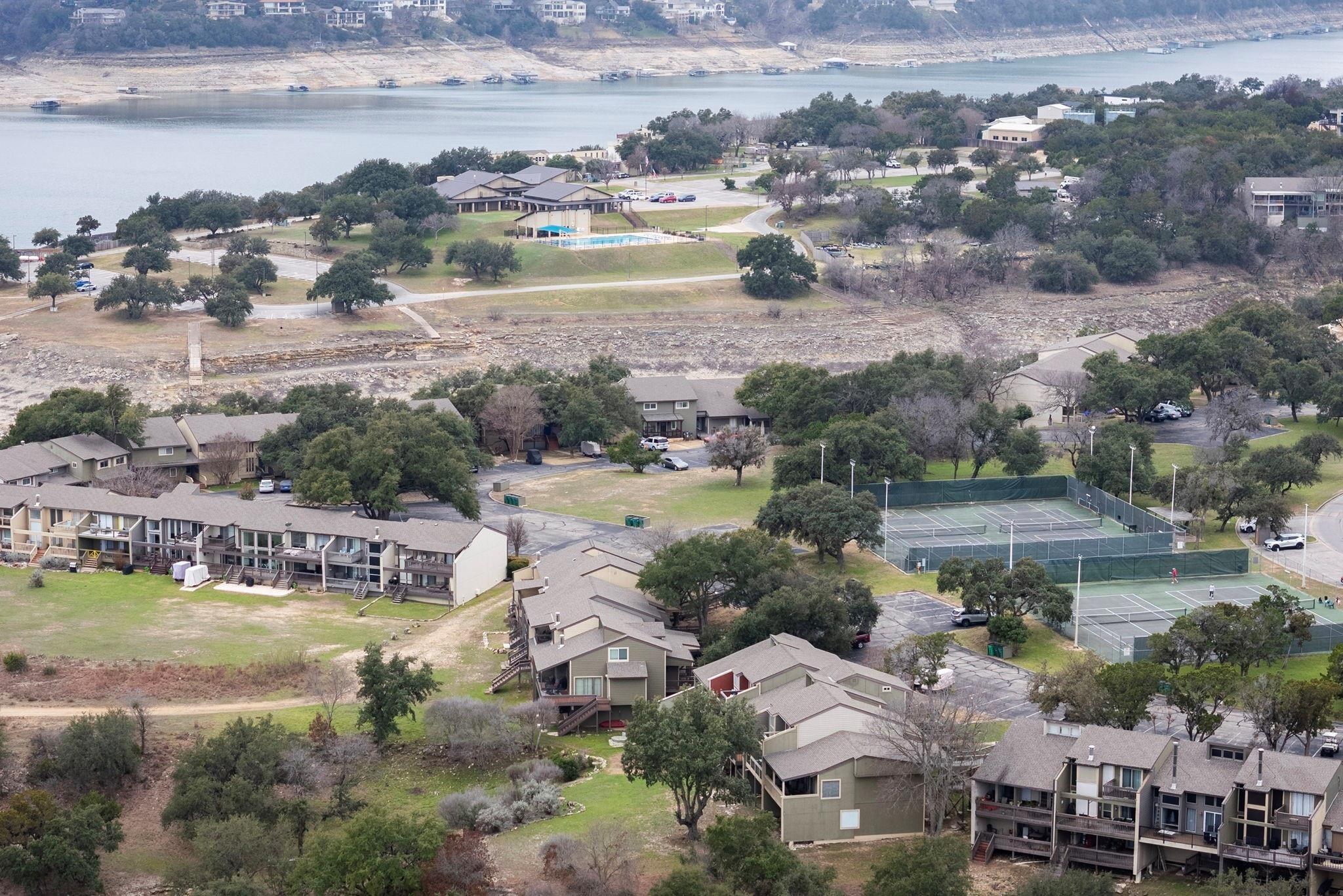 Venture Blvd S, Lago Vista, TX 78645