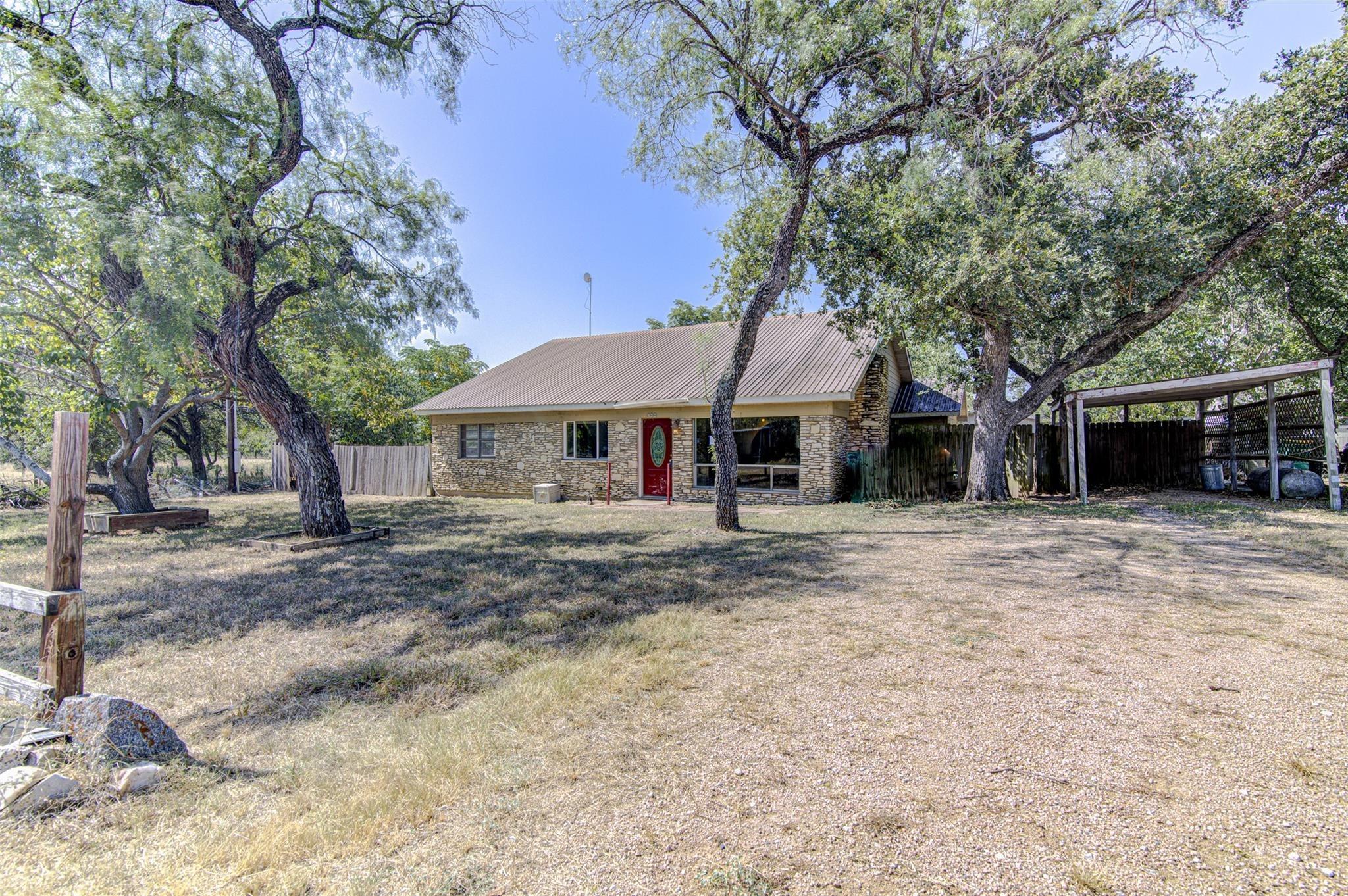 E Castleshoals Dr, Granite Shoals, TX 78654