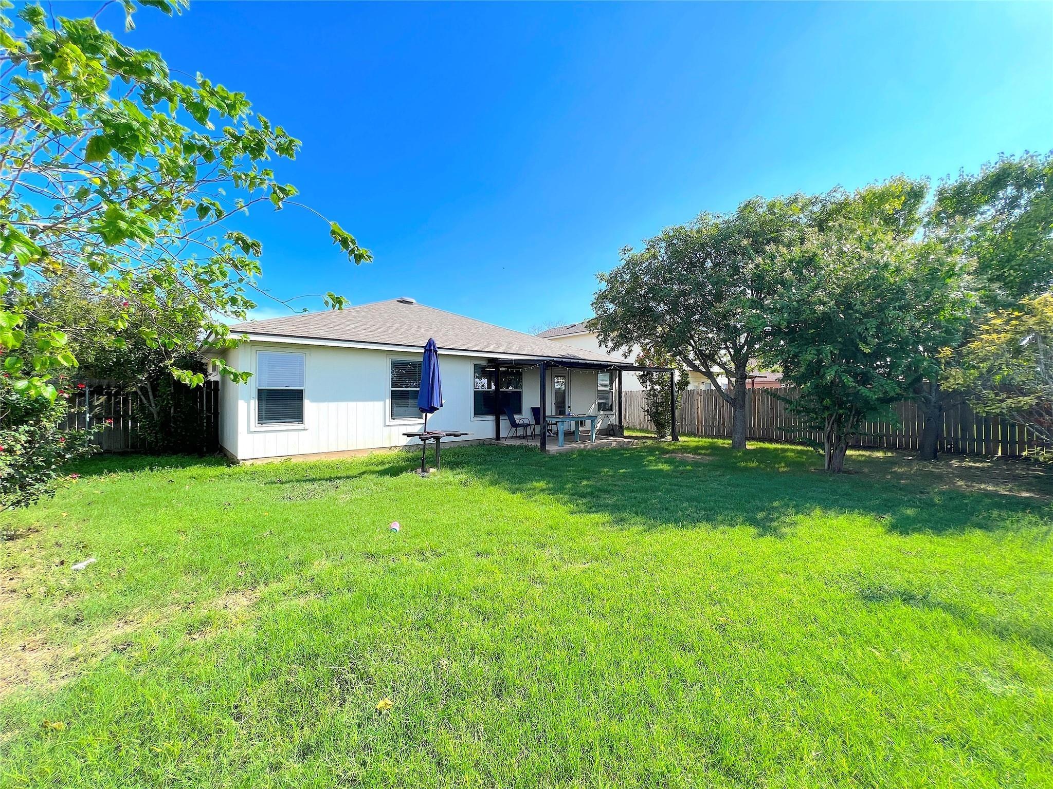 Brewers Pl, Taylor, TX 76574