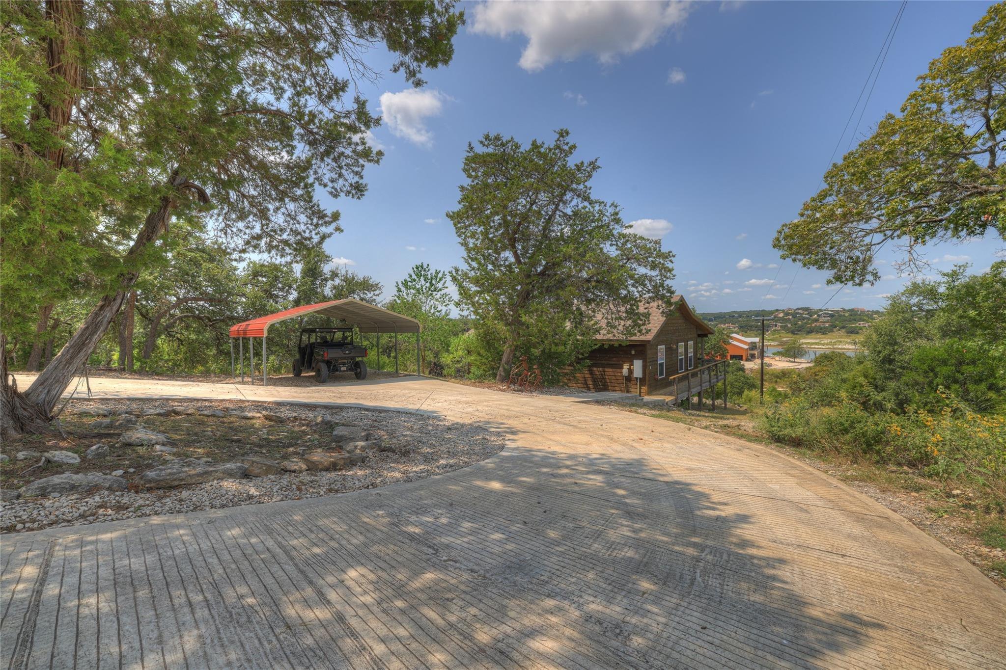 Westview Dr, Canyon Lake, TX 78133