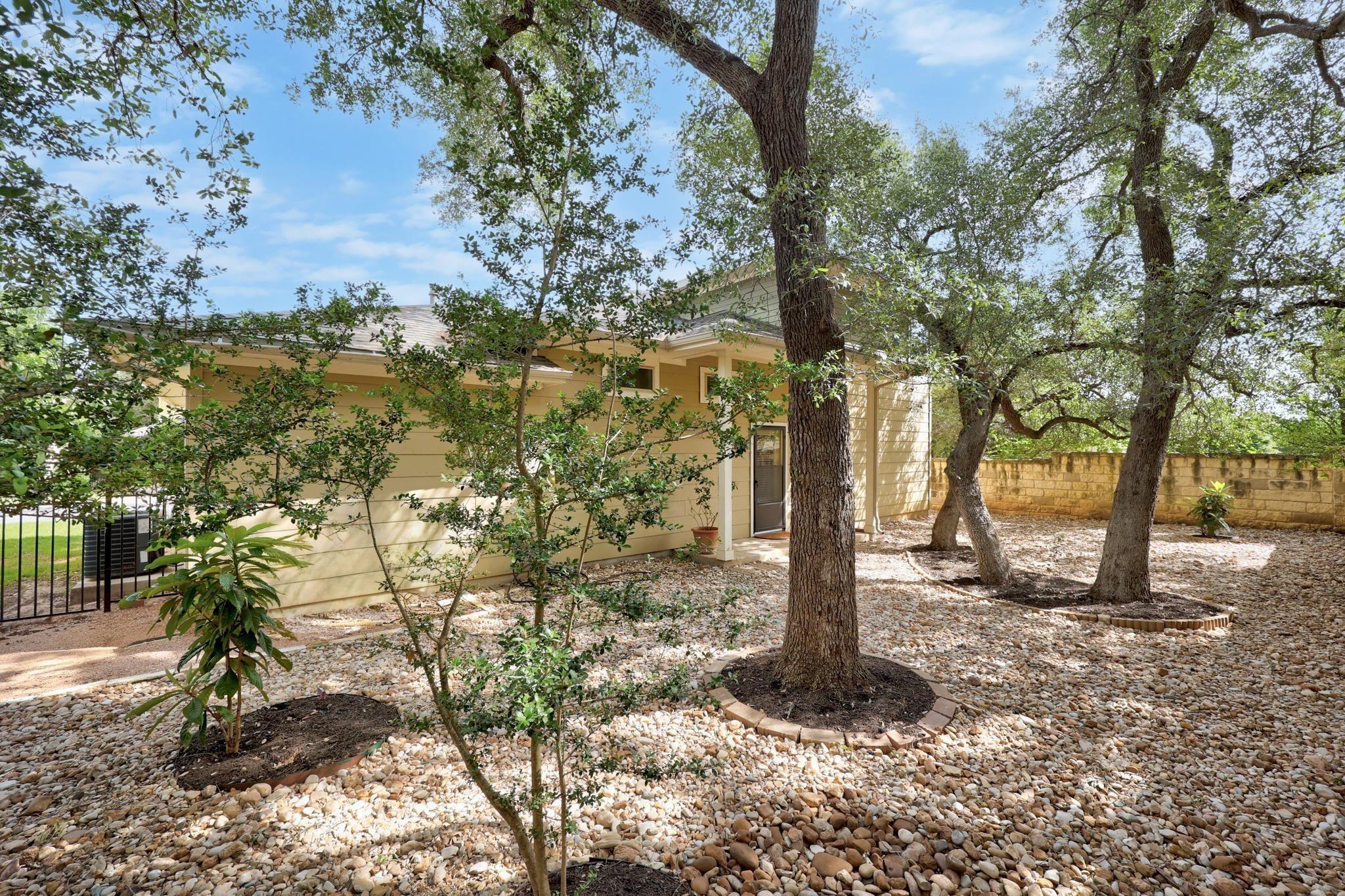 Rock Island Dr, Austin, TX 78717