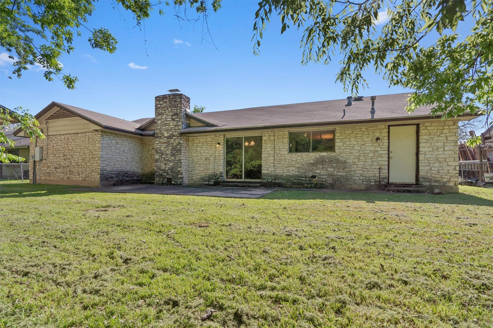 Oak Hollow Dr, Austin, TX 78758