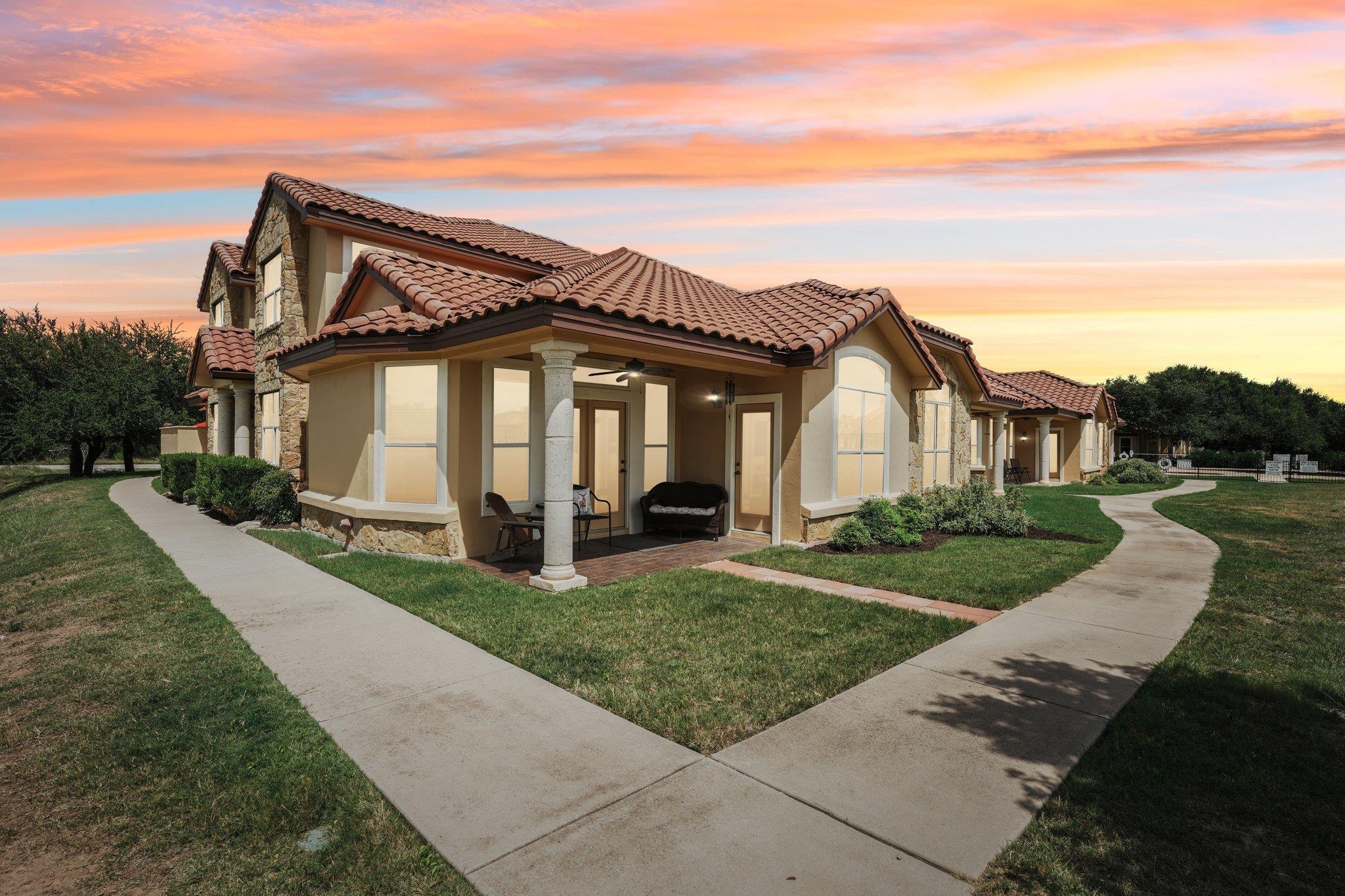 American Dr, Lago Vista, TX 78645