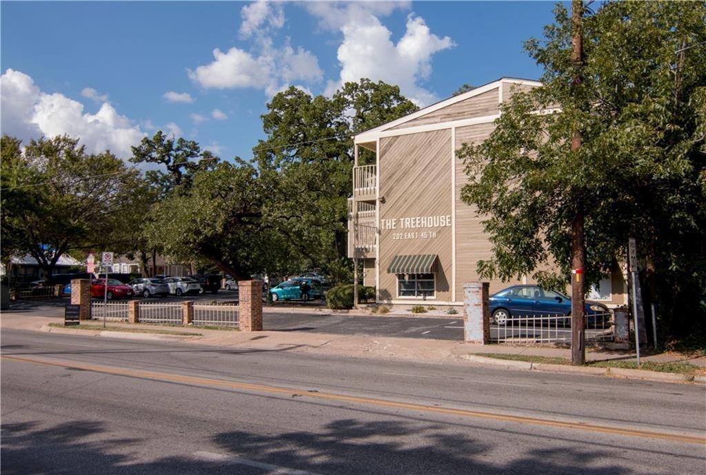 E 45th St, Austin, TX 78751