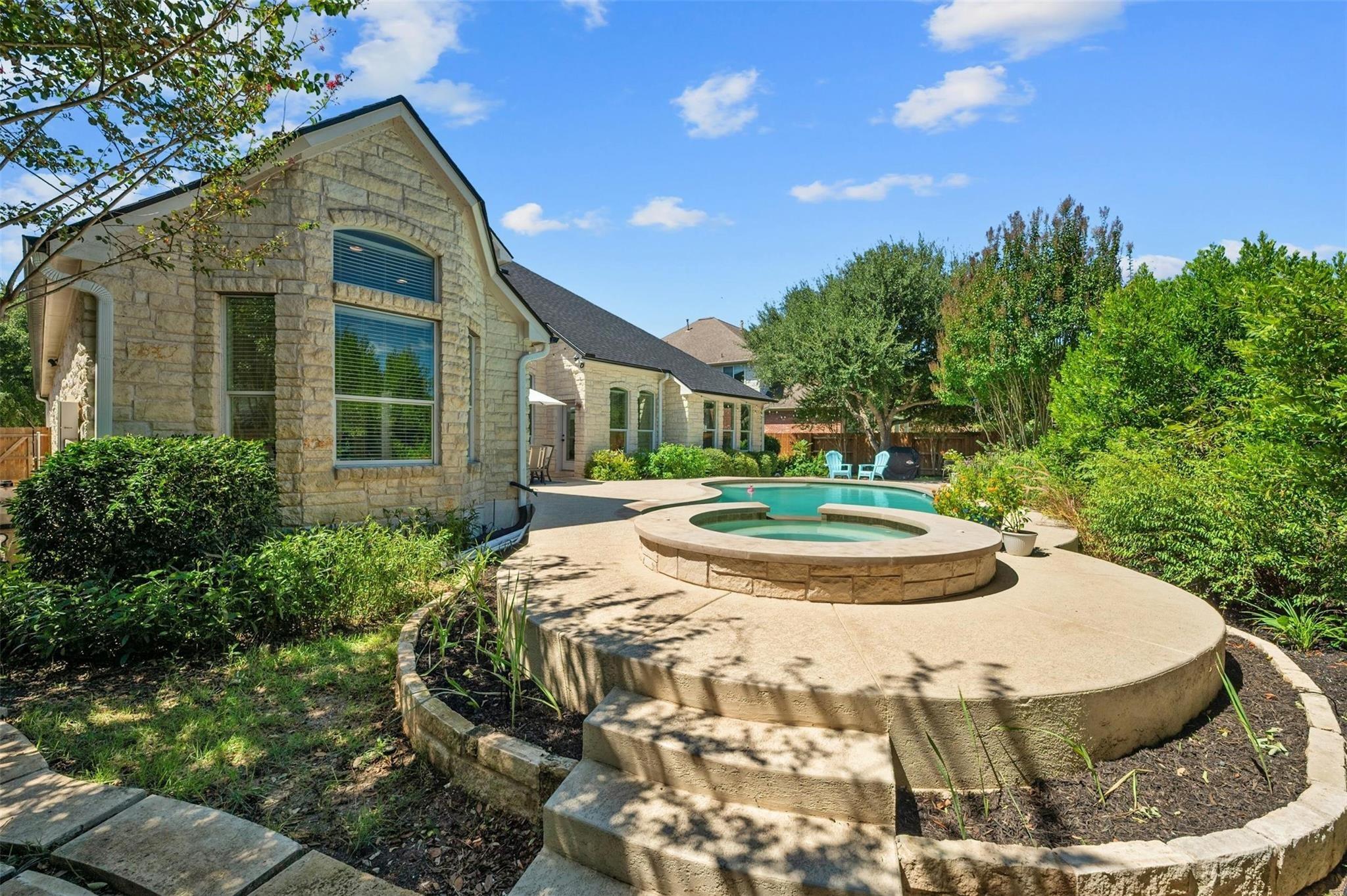 Palisade Dr, Austin, TX 78737