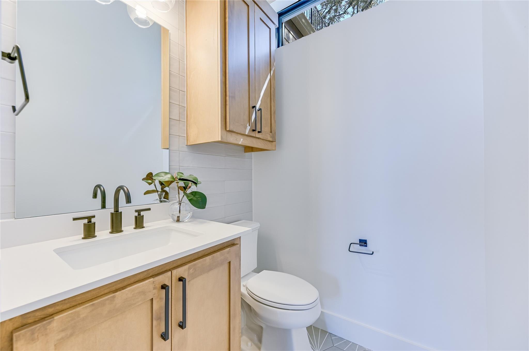 Trailside Dr, Austin, TX 78704