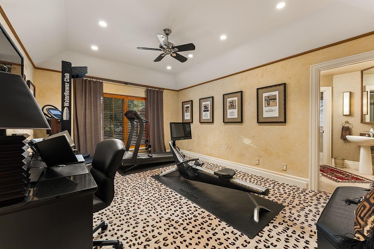 Enclave Mesa Cir, Austin, TX 78731