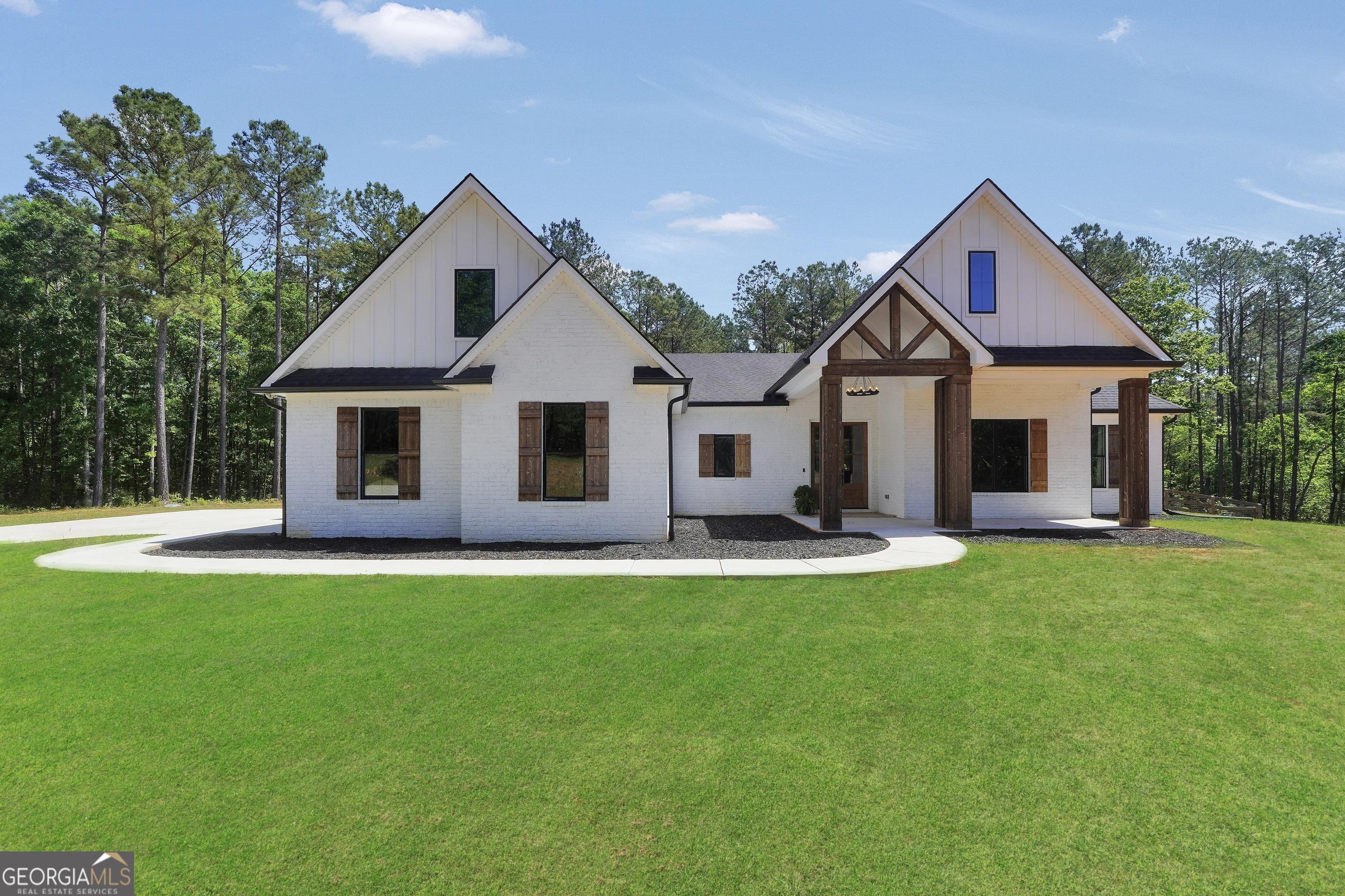 Silver Dollar Rd, Milner, GA 30257