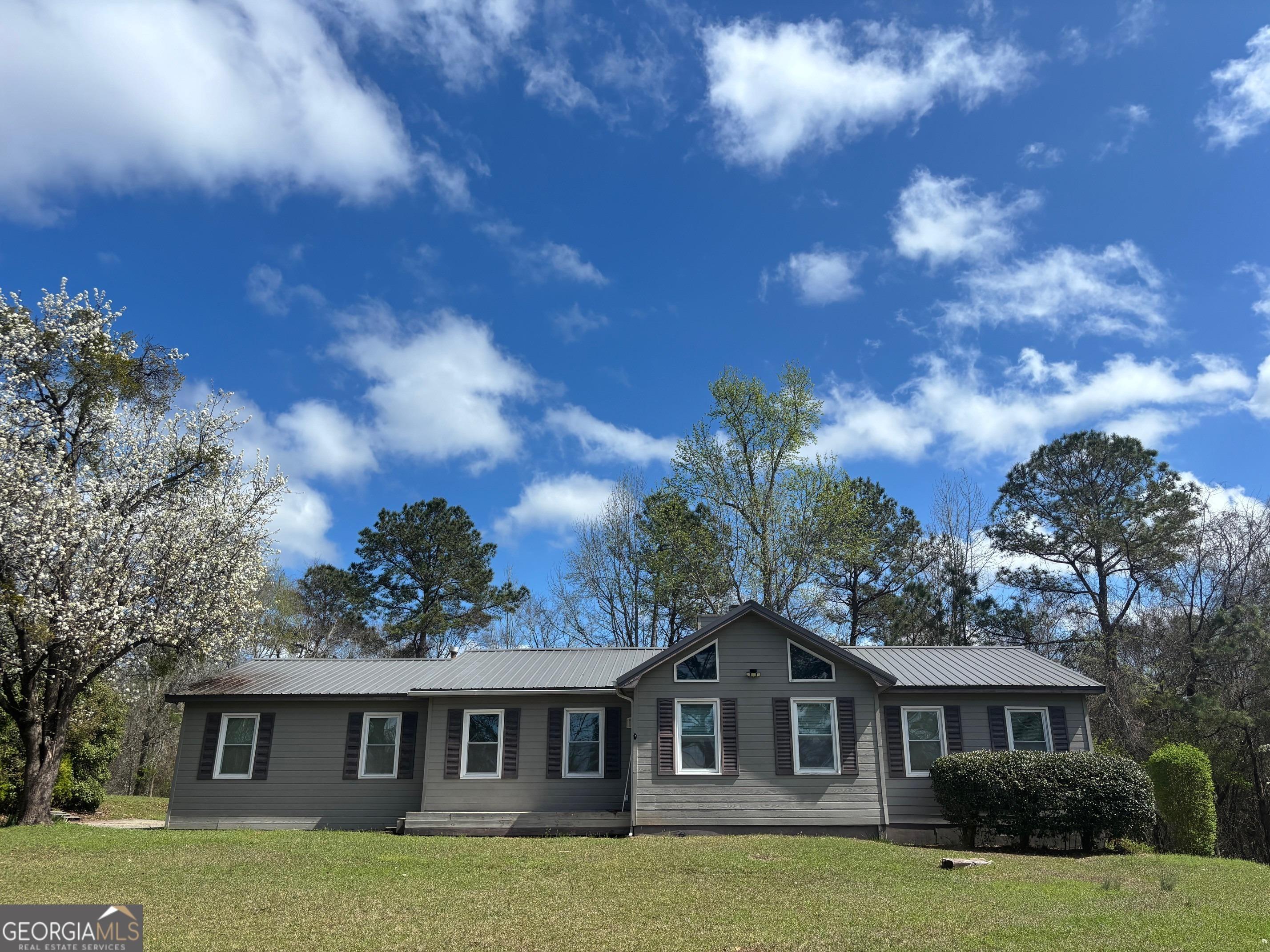 Girl Scout Rd, Lizella, GA 31052