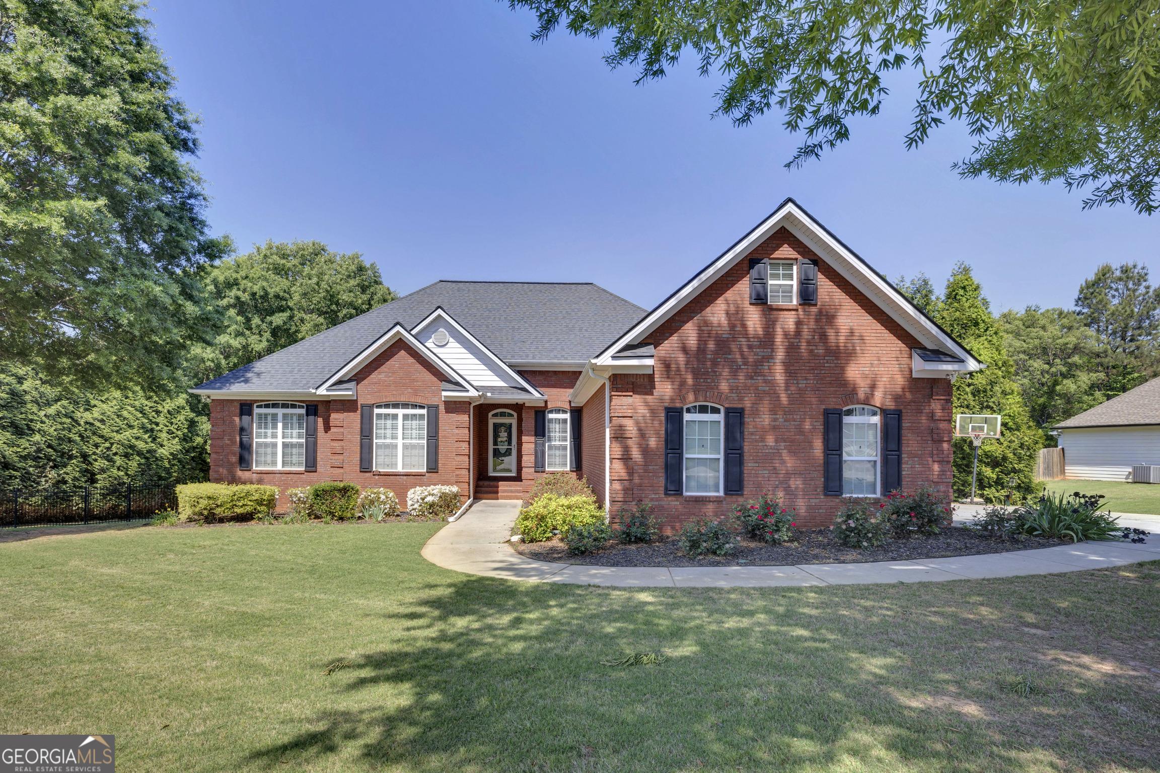 Rose Creek Dr, Covington, GA 30014