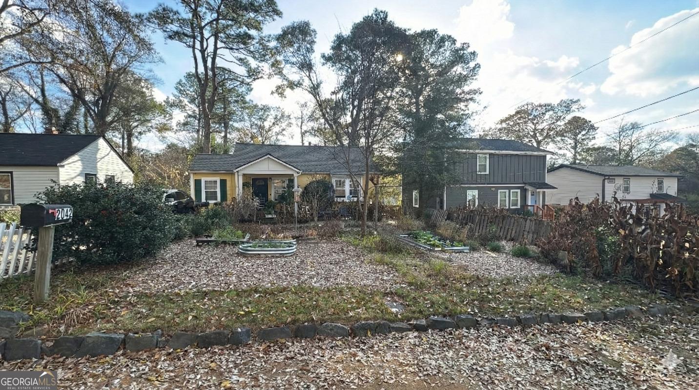 Arlington Cir Nw, Atlanta, GA 30318