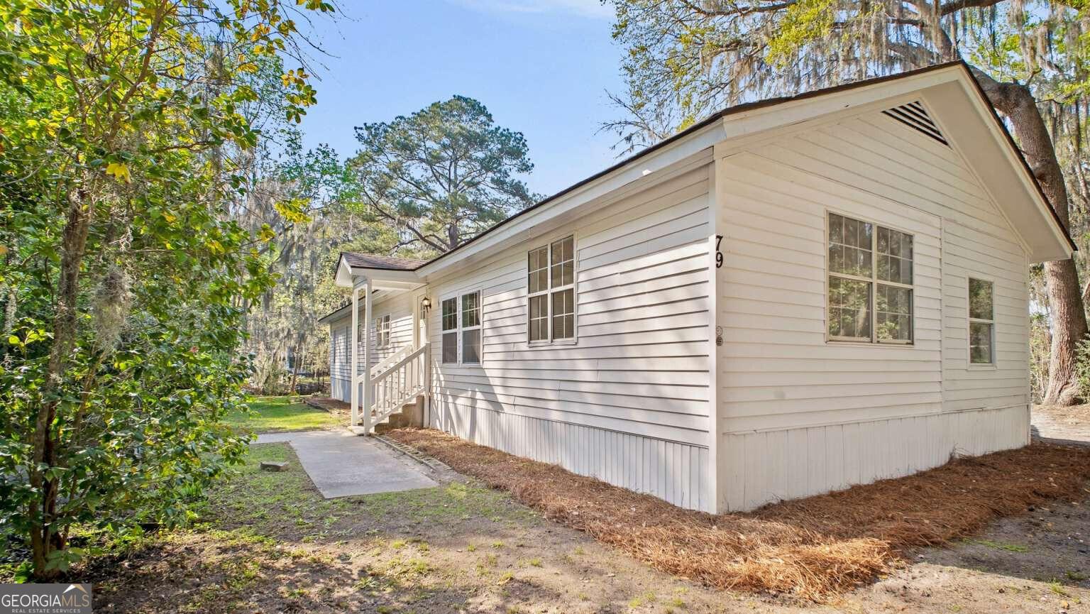 Terry Dr, Midway, GA 31320