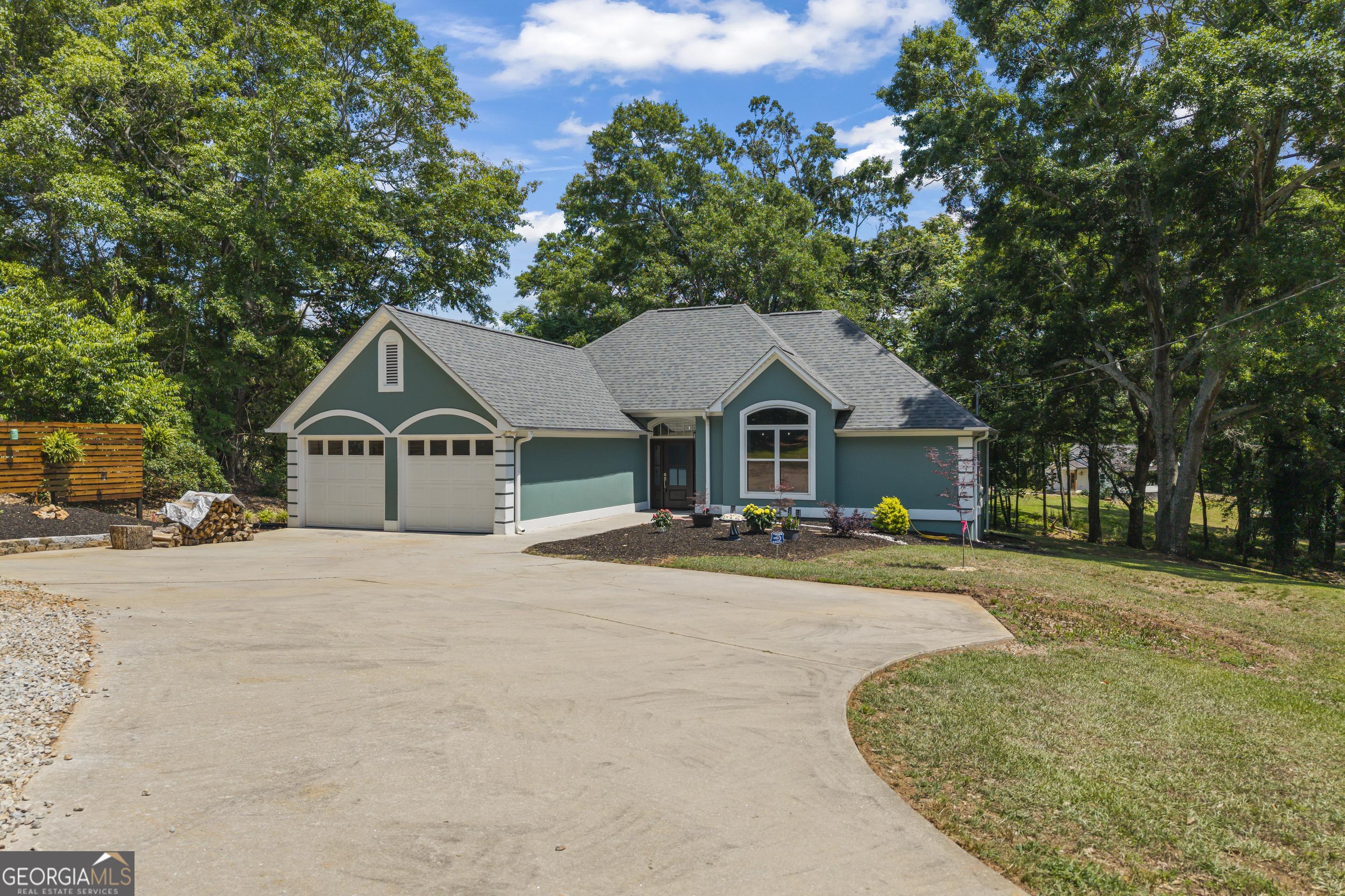 Old Beacon Light Rd, Hartwell, GA 30643