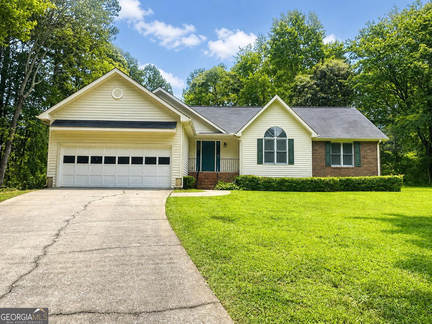 Thistledown Pl, Mount Airy, GA 30563