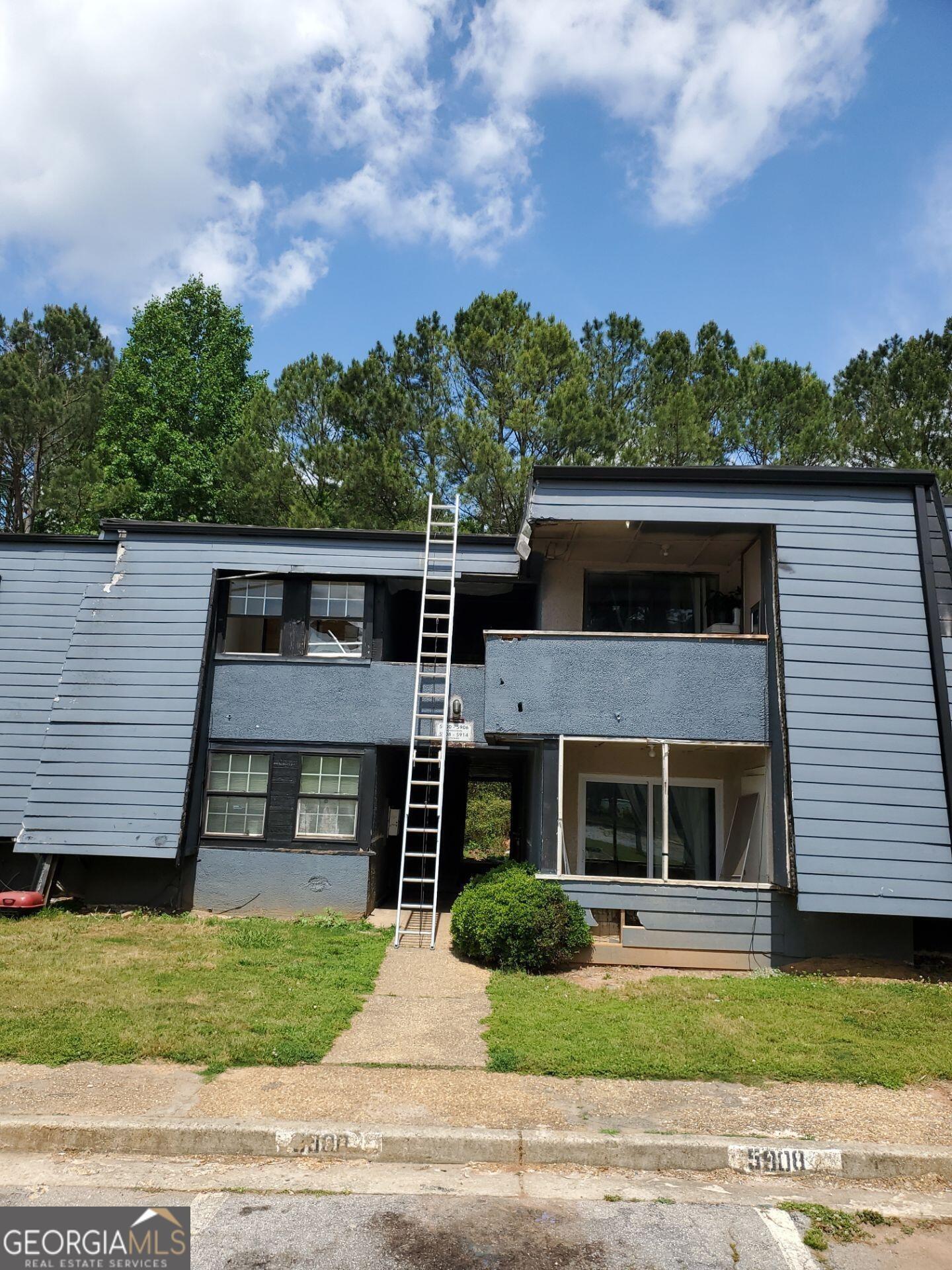 Sutcliff Sq, Lithonia, GA 30058