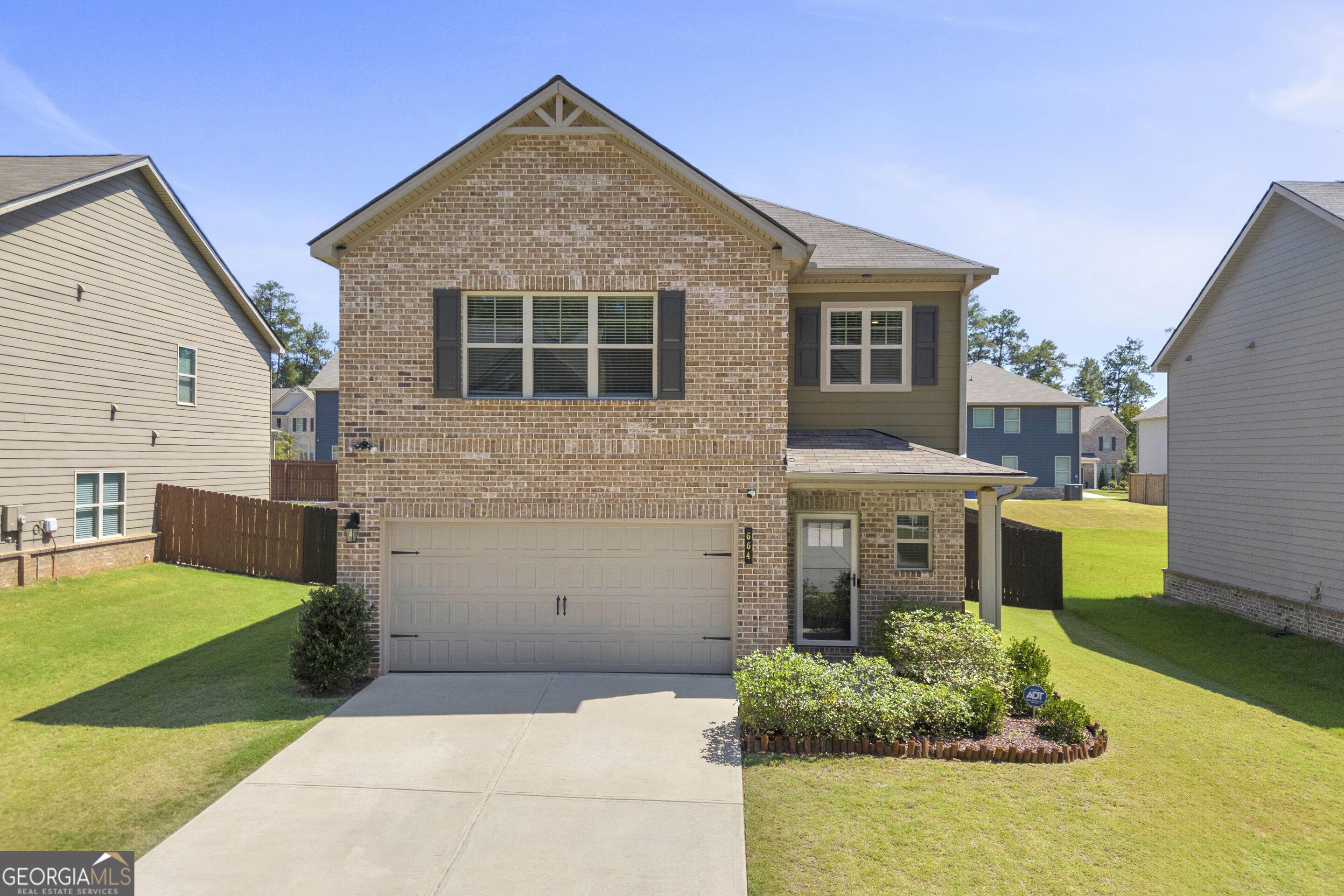 Lakehaven Ln, Loganville, GA 30052