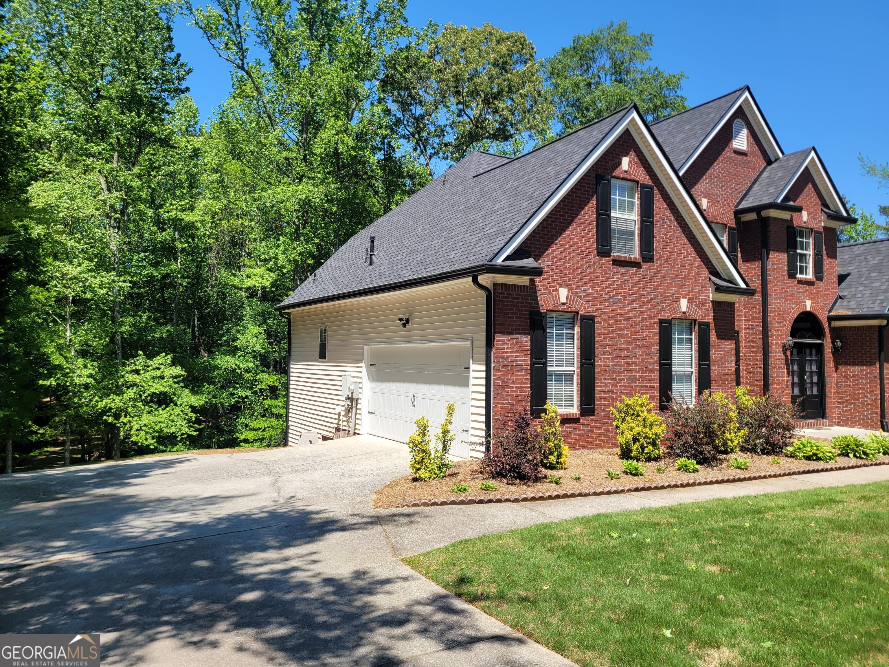 Parlor Cir, Sharpsburg, GA 30277