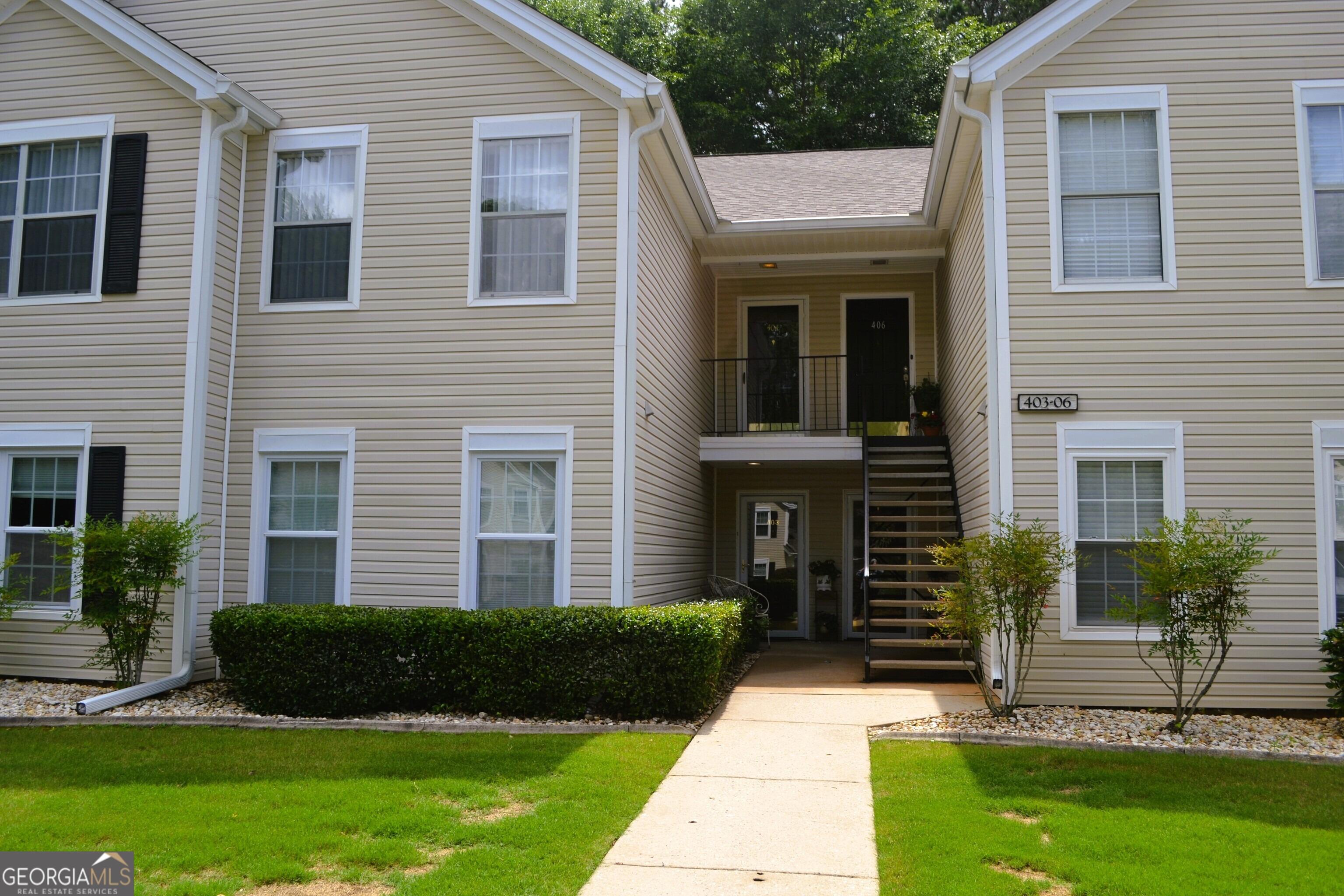 Ridgefield Dr, Peachtree City, GA 30269