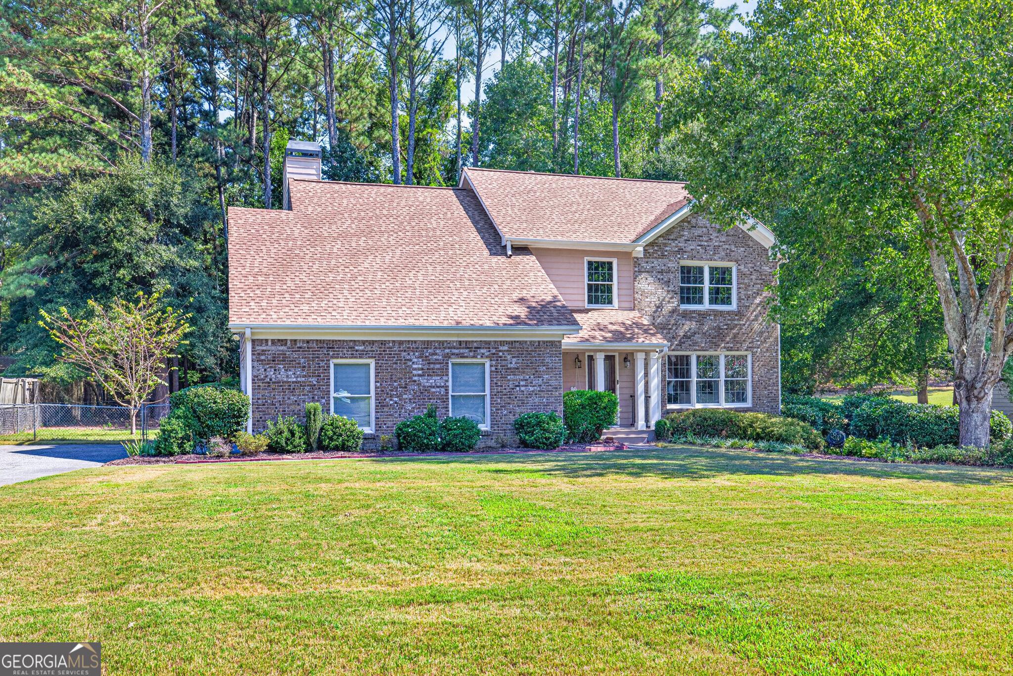 Radbury Ln, Snellville, GA 30078