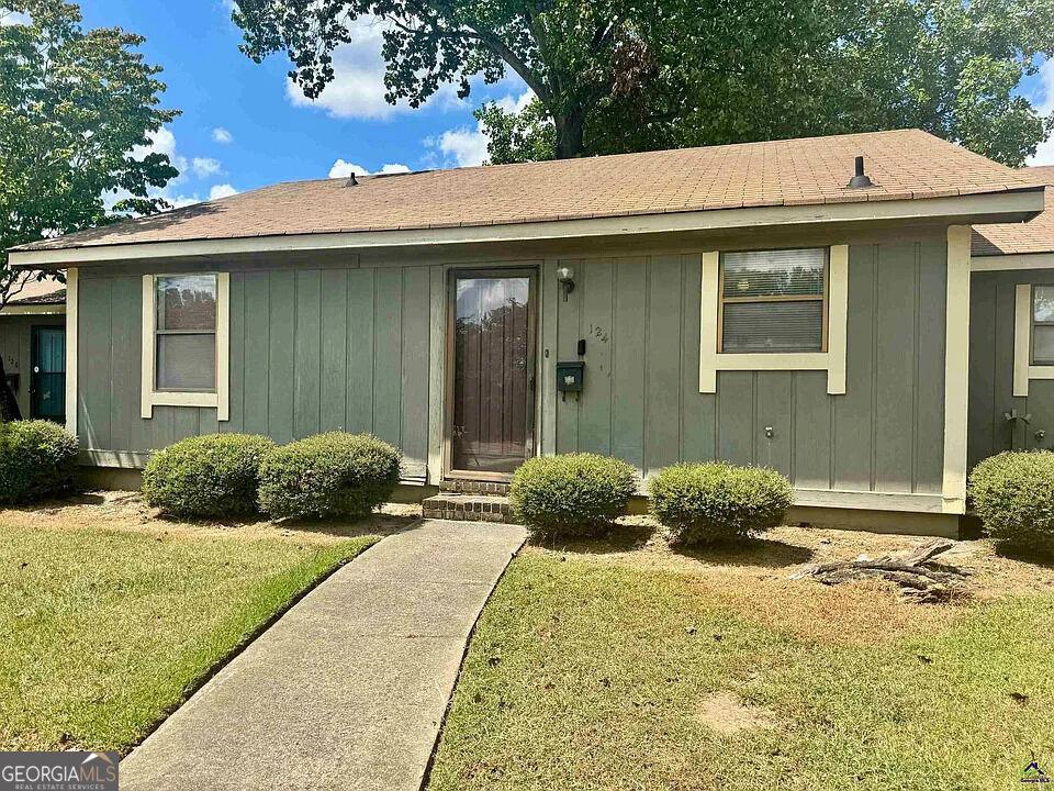 Stonehedge Dr, Warner Robins, GA 31088