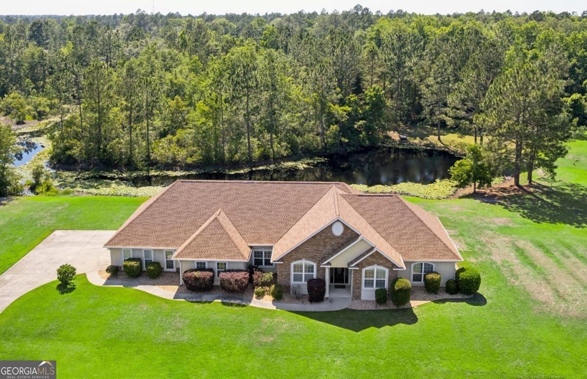 Lakes Dr, Brunswick, GA 31523