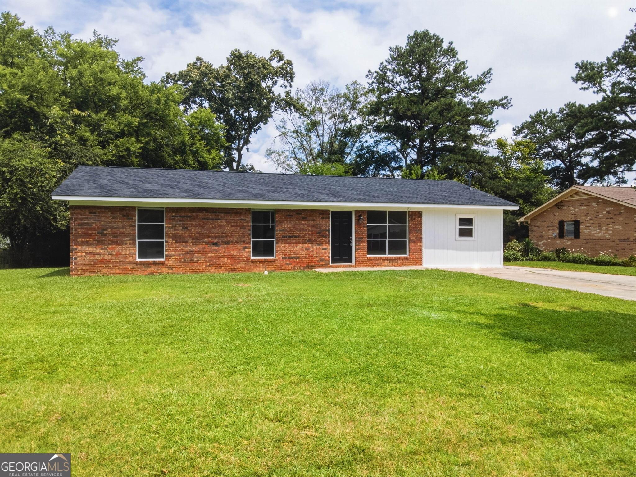 Lindsey Dr Nw, Rome, GA 30165