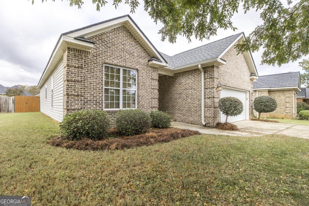 Montrose Ln, Centerville, GA 31028