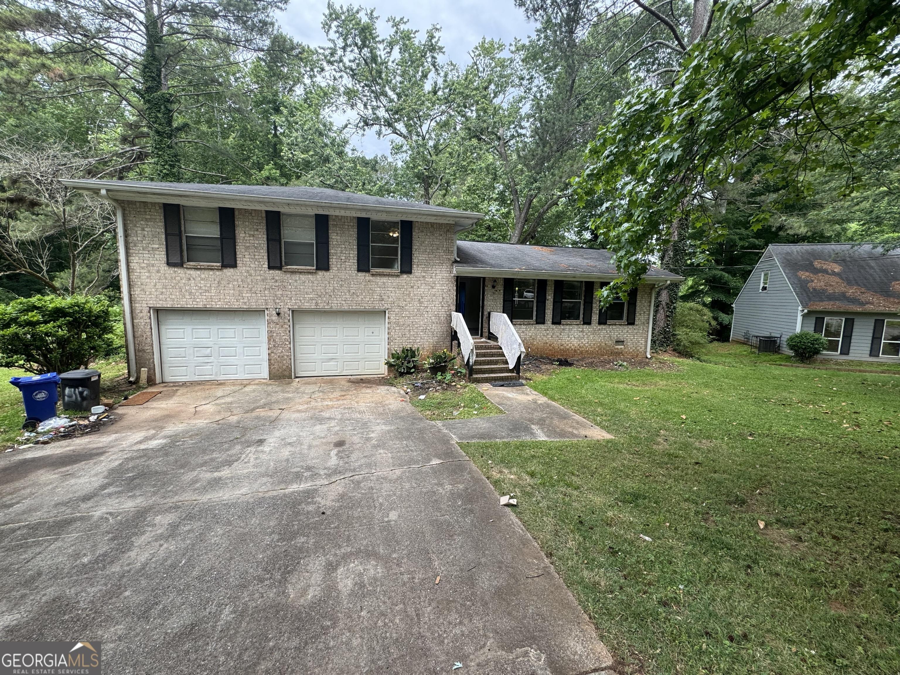 Martindale Ct, Stone Mountain, GA 30088