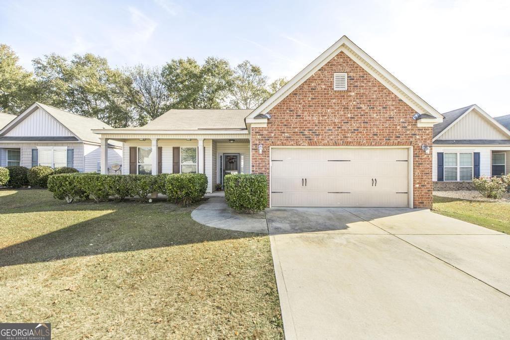 Abelia Ln, Byron, GA 31008