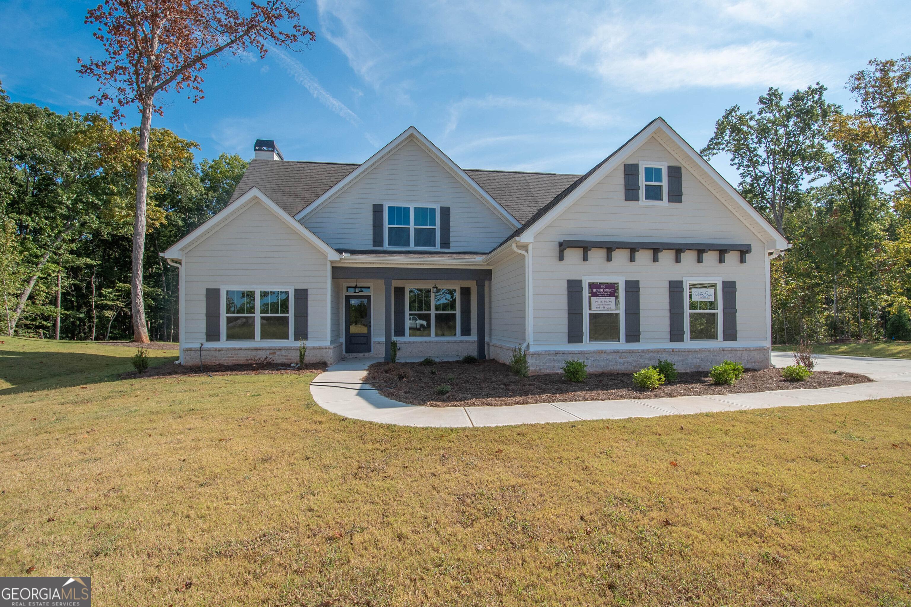 Hedge Ct, Newnan, GA 30263