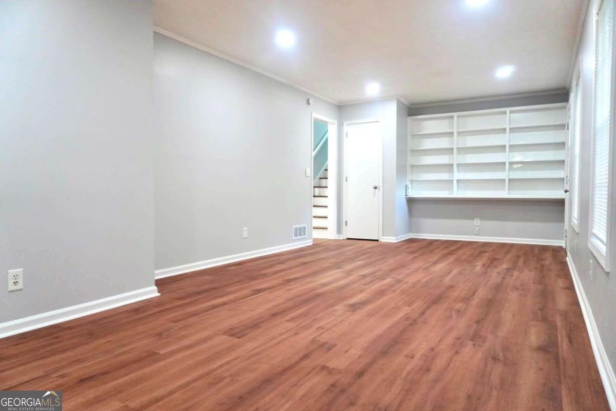 Martindale Ln, Stone Mountain, GA 30088
