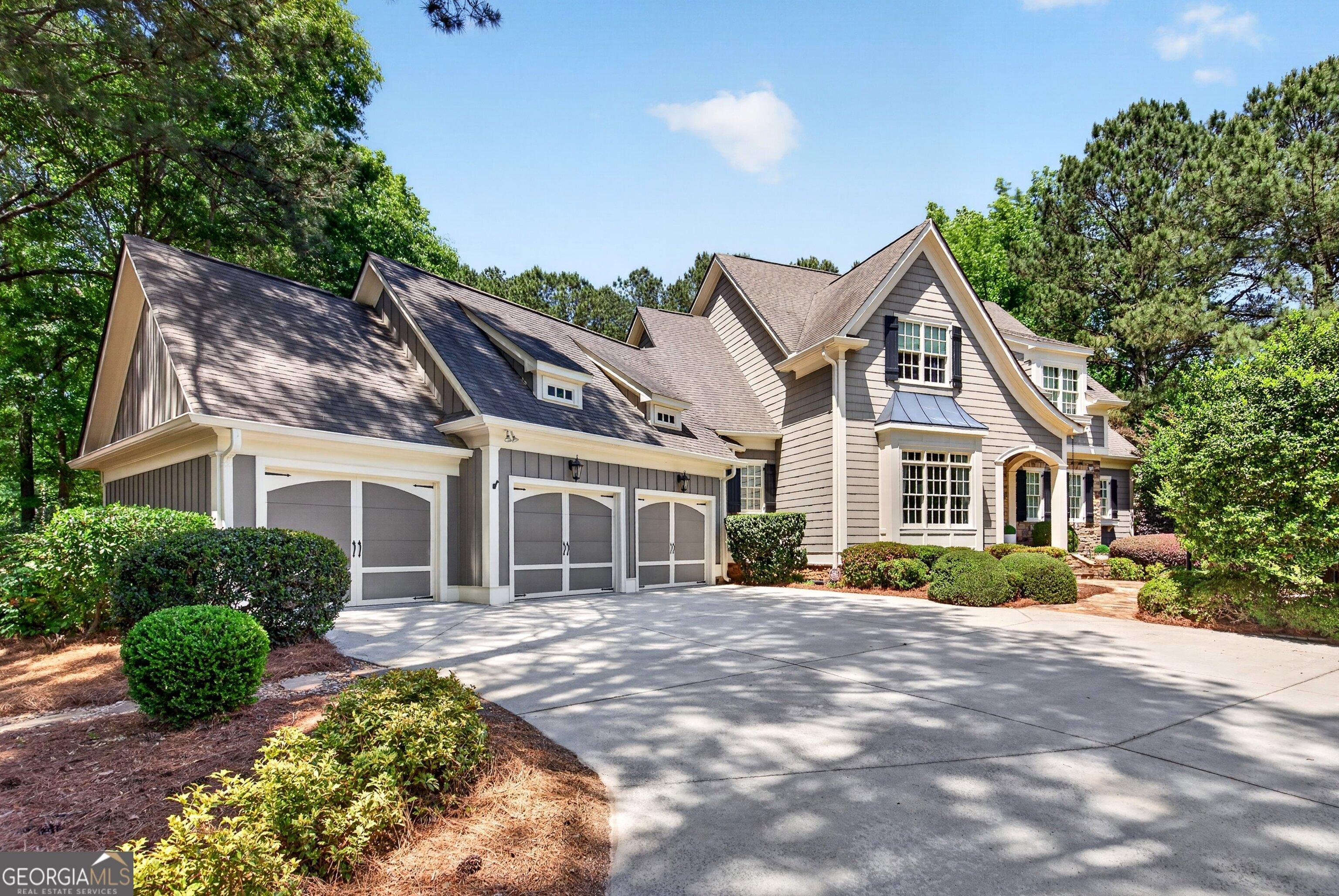 Newhaven Dr, Fayetteville, GA 30215