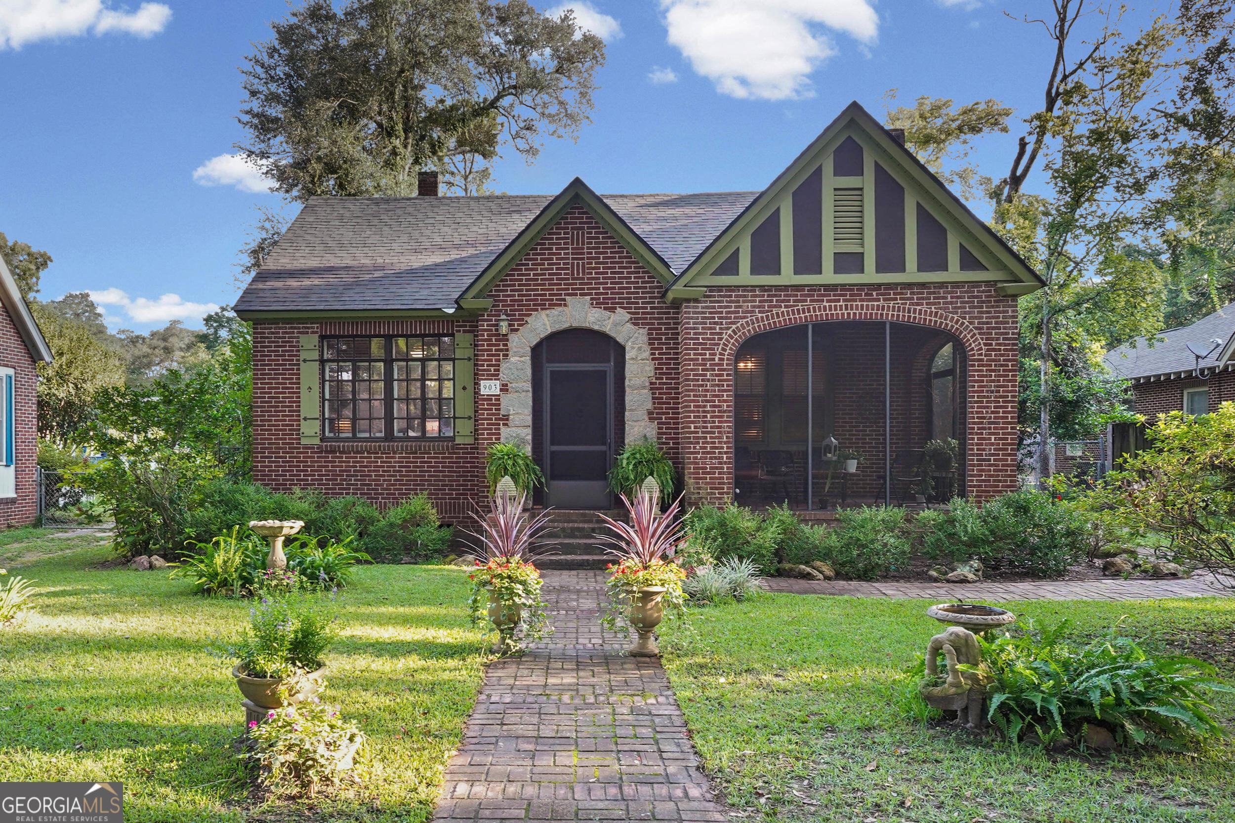 W 2nd Ave, Albany, GA 31701