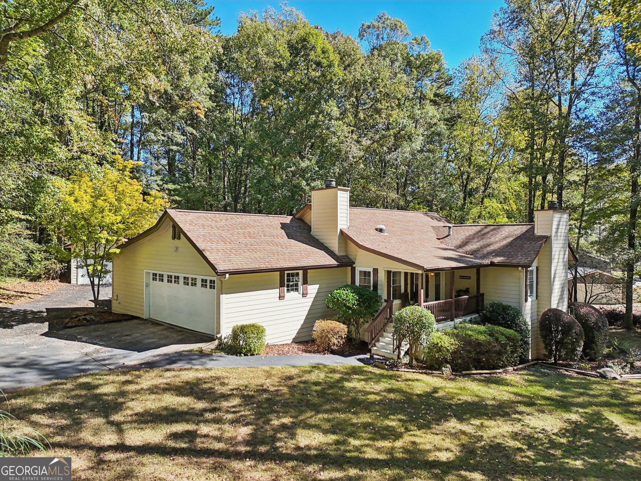 Perthshire Dr, Peachtree City, GA 30269