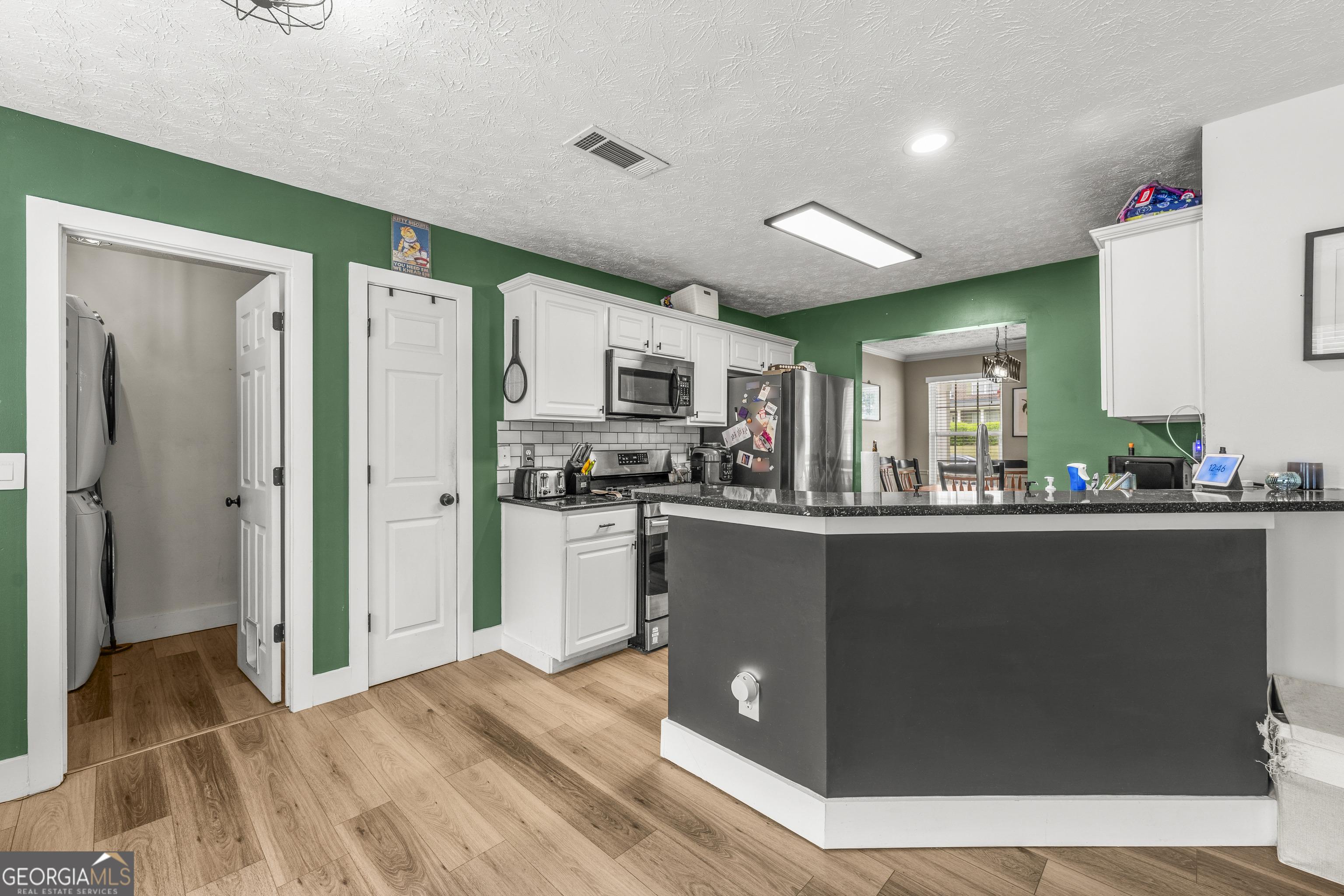Shannon Rd Sw, Loganville, GA 30052