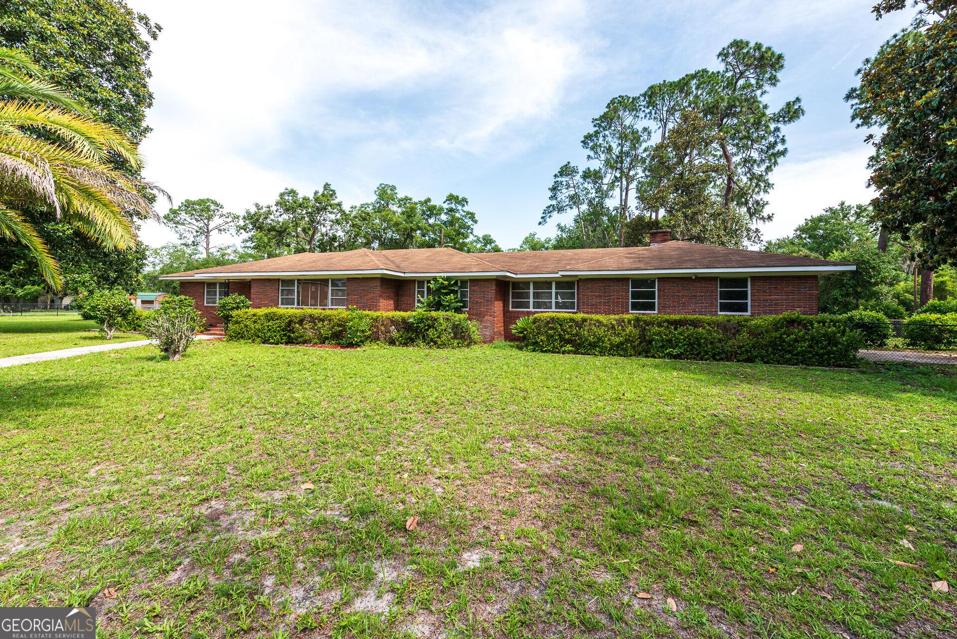 Pinewood St, Folkston, GA 31537