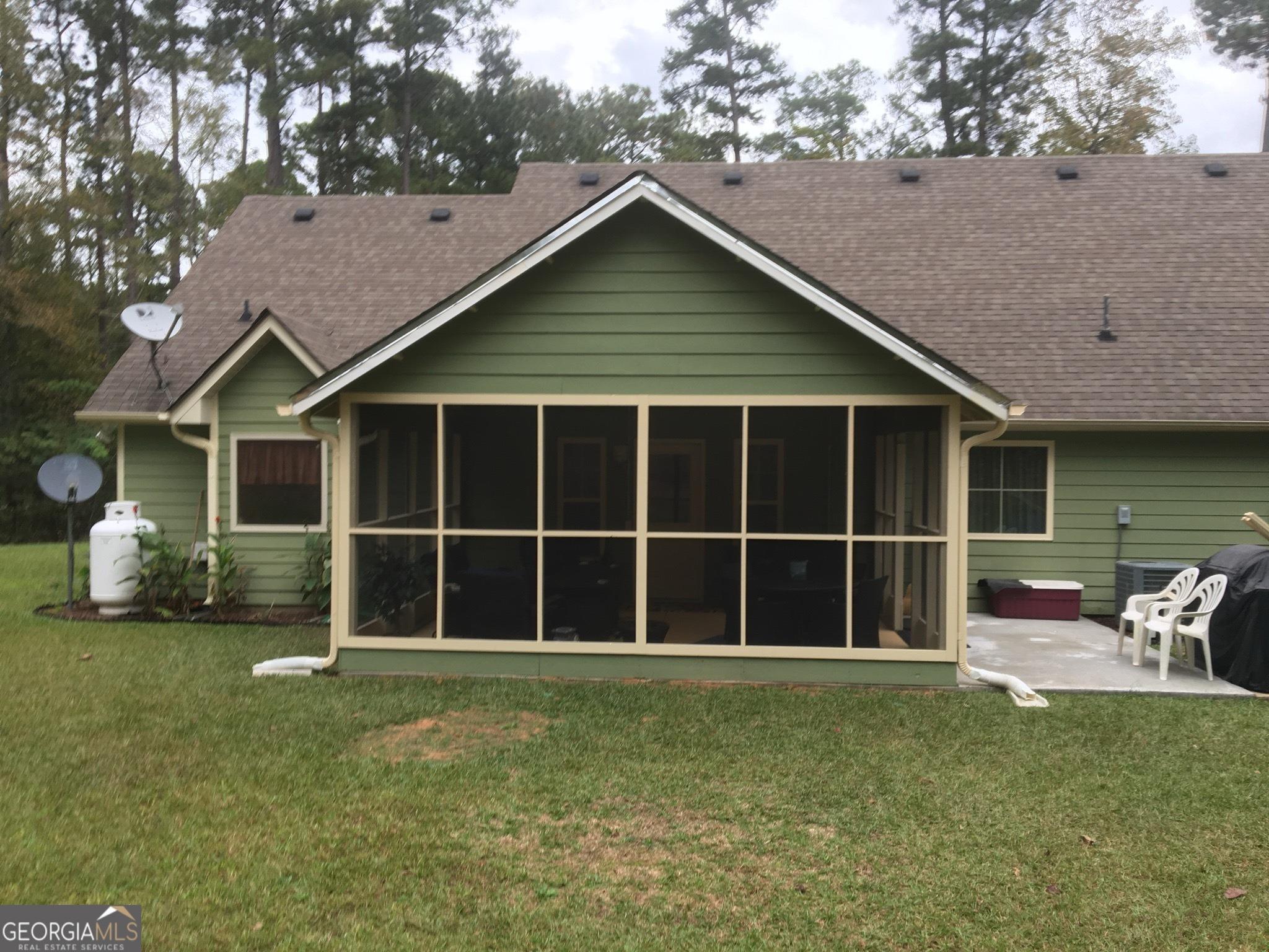 John Lovelace Rd, Lagrange, GA 30241