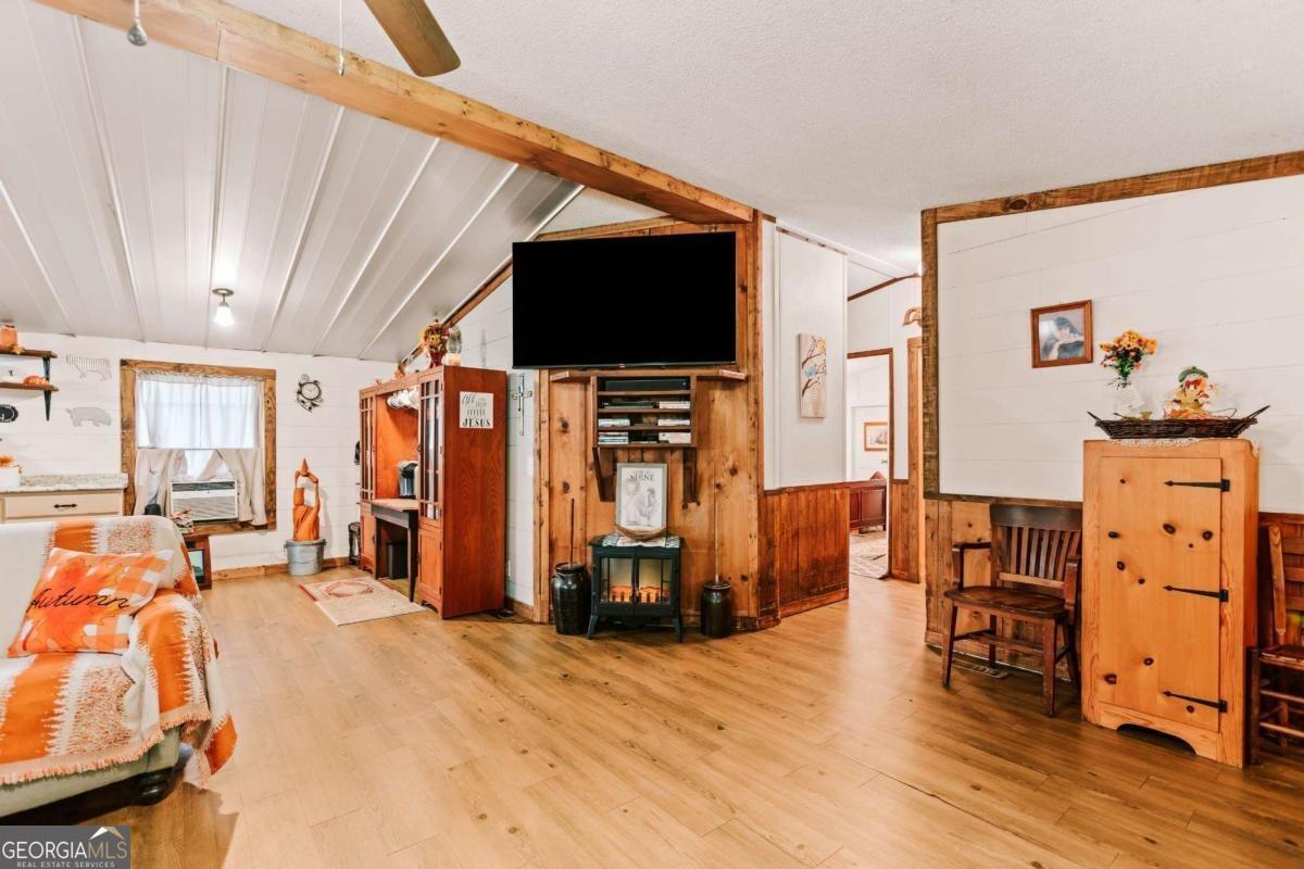 Penfield Rd, Union Point, GA 30669