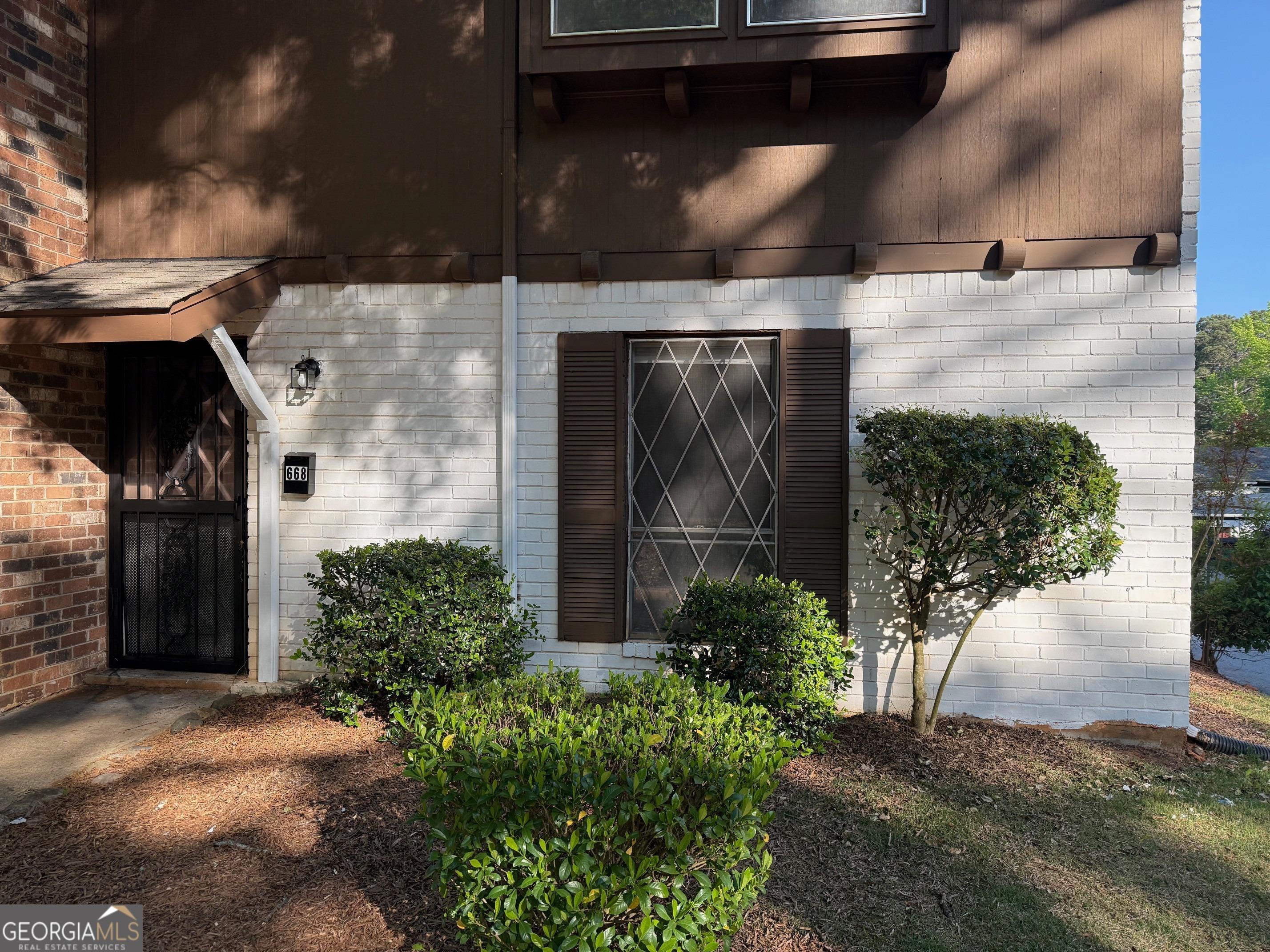 Garden Walk Dr, Stone Mountain, GA 30083