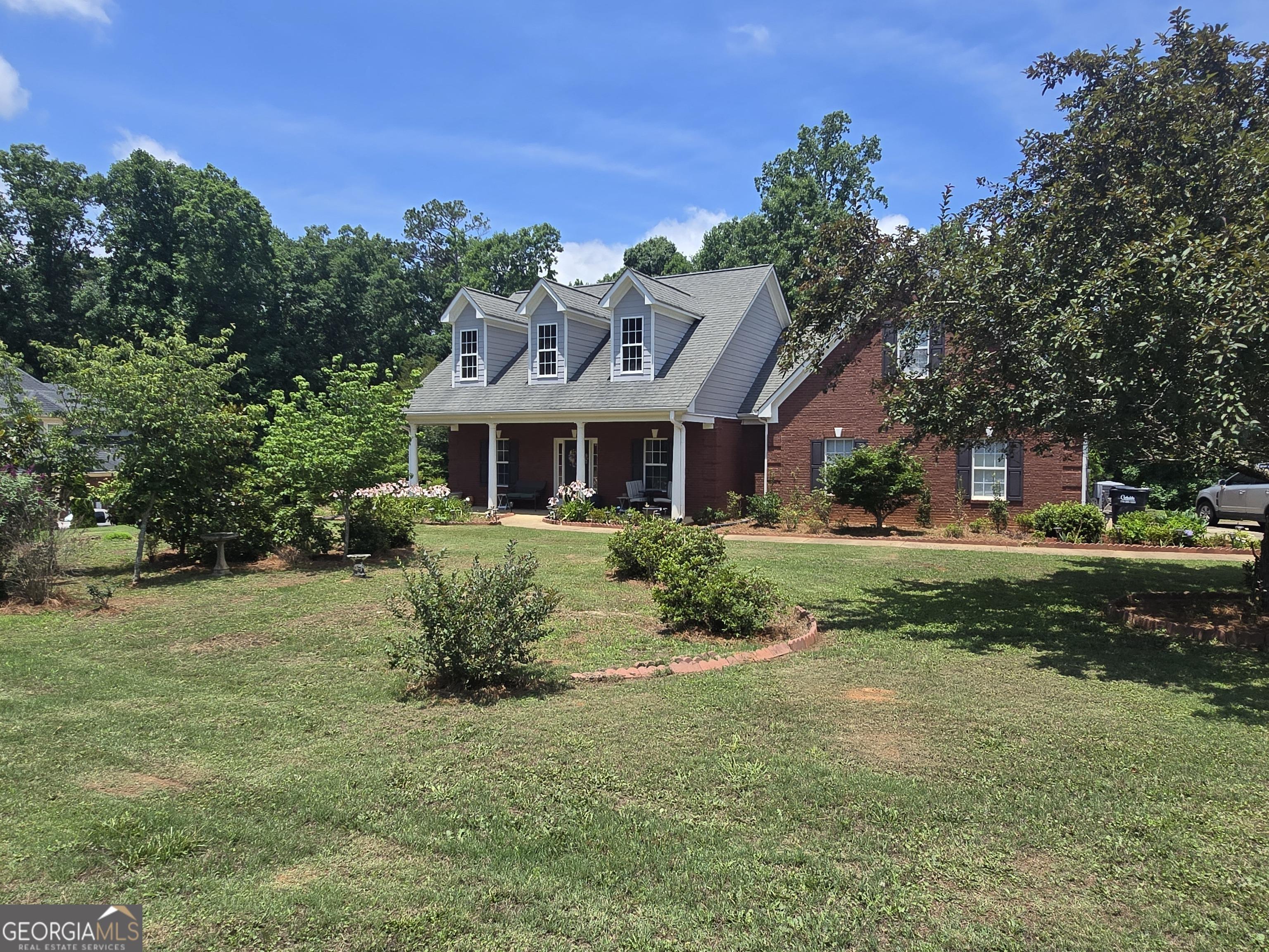Blue Grass Way, Oxford, GA 30054