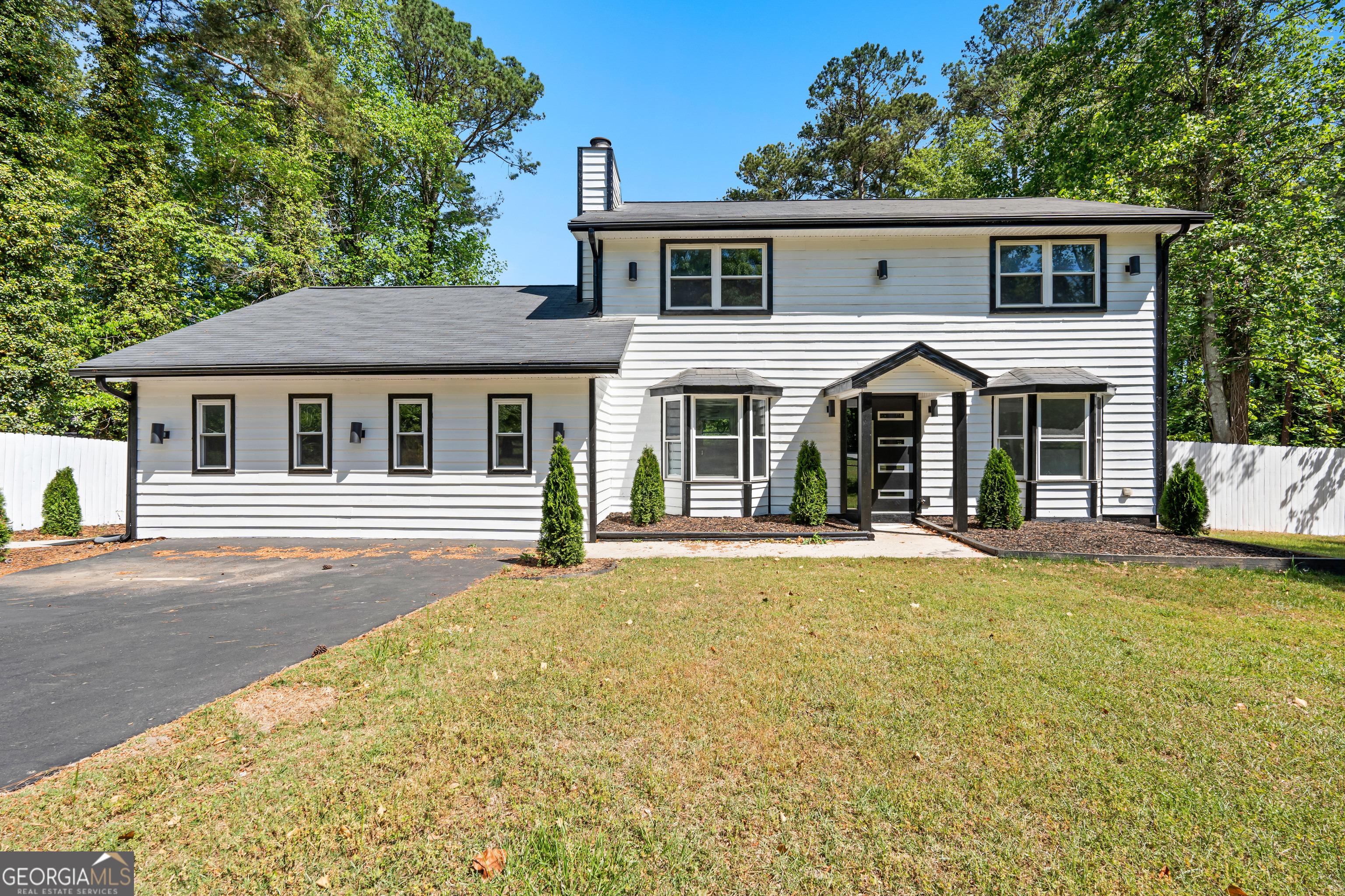 Lucan Way, Riverdale, GA 30274