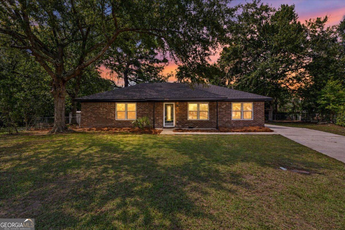 Farr Ct, Hinesville, GA 31313