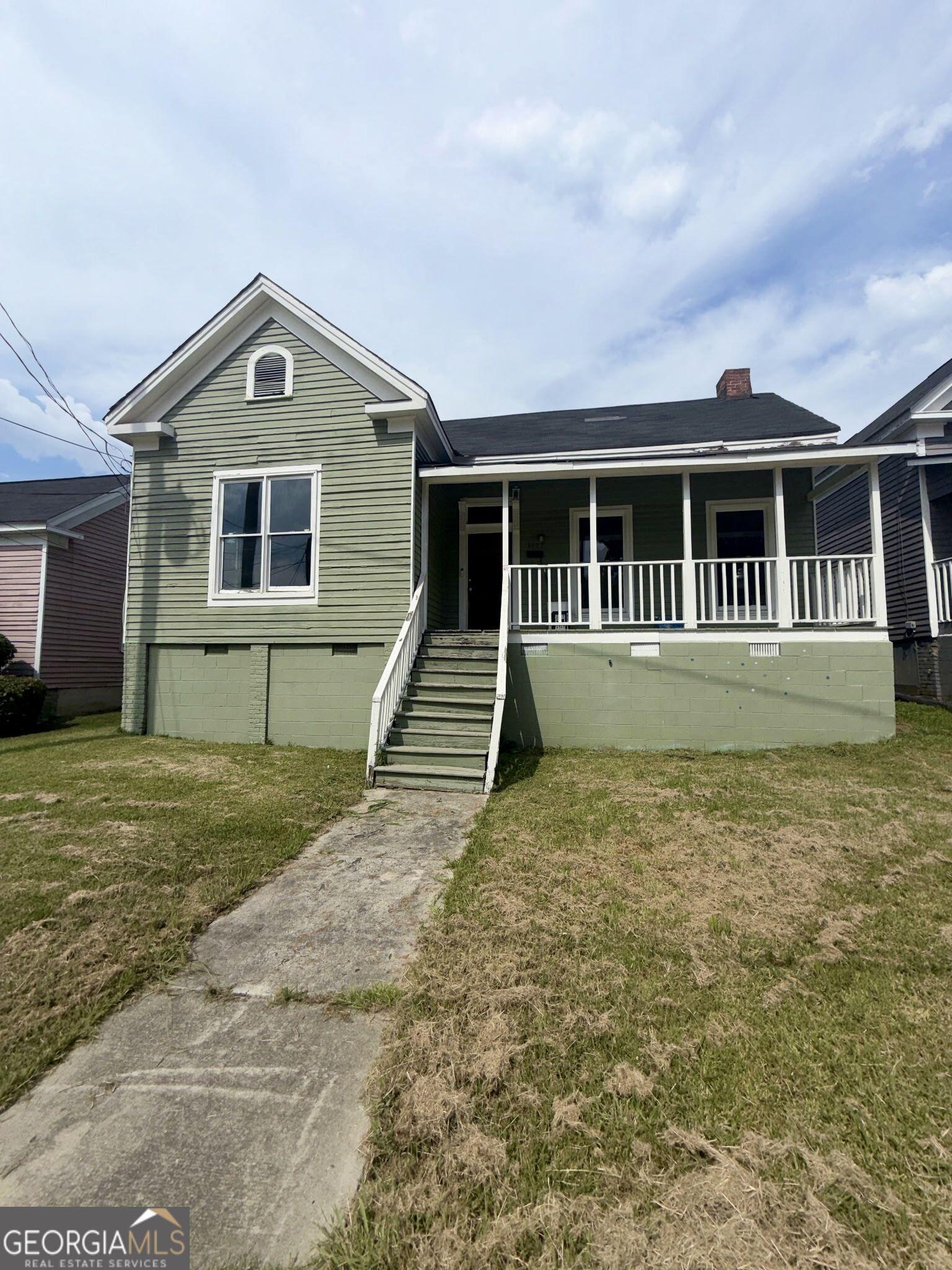 Walnut St, Macon, GA 31201