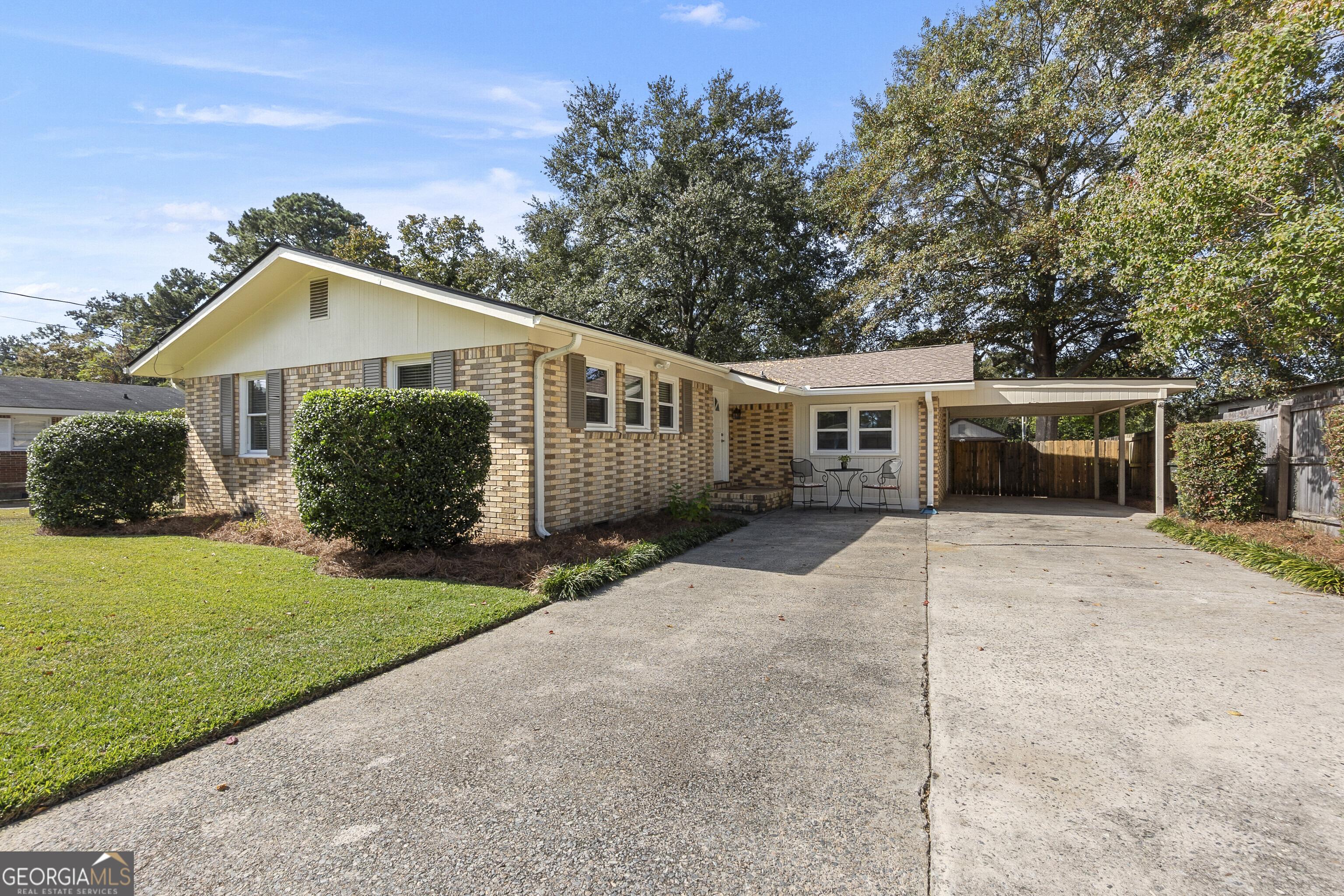 Victor St, Warner Robins, GA 31088