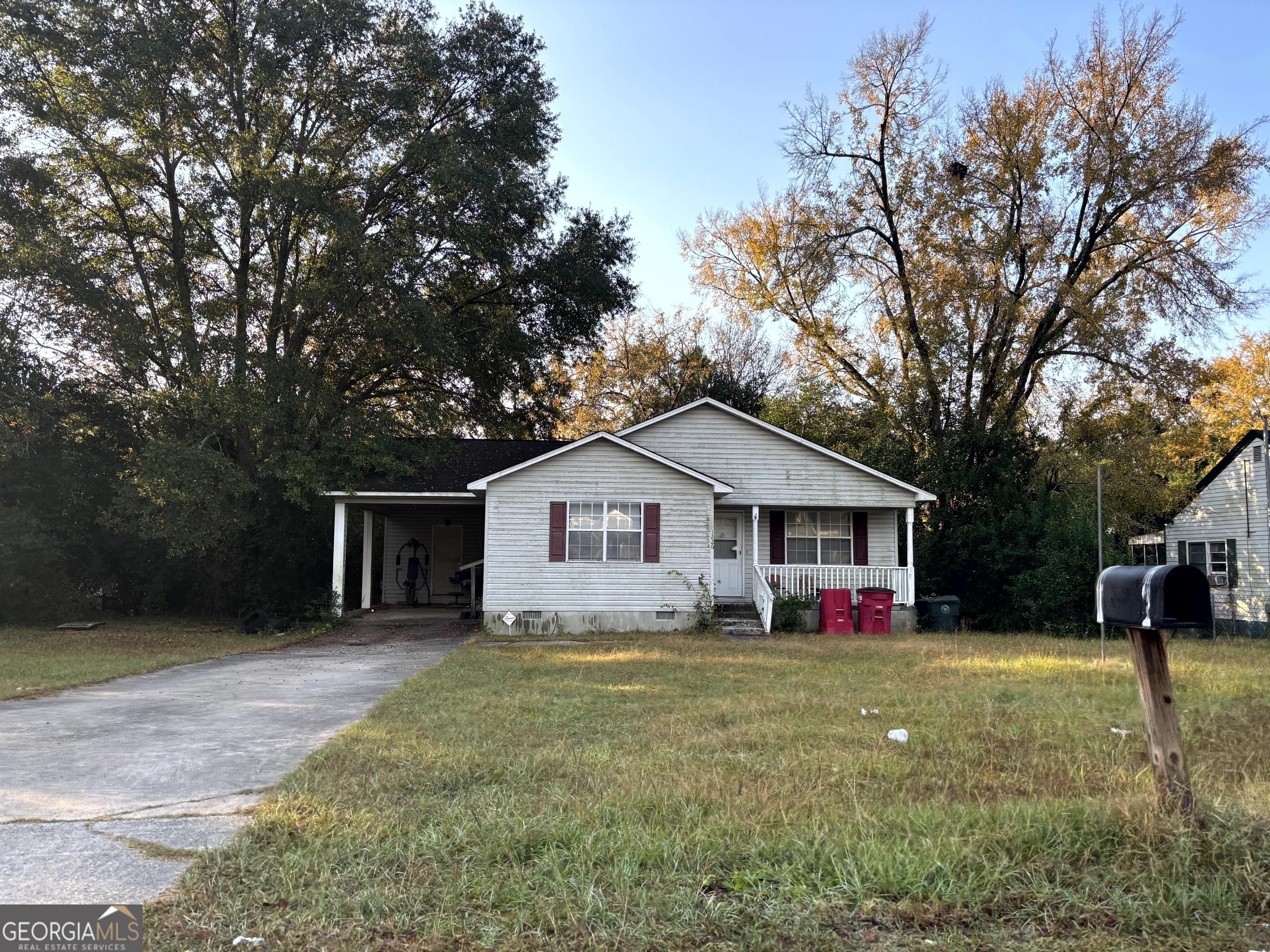 Auburn Dr, Macon, GA 31206